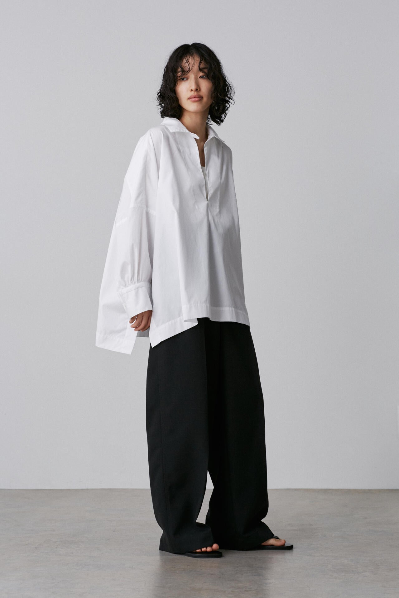 YLEVE / RECYCLE POLYESTER TROUSERS