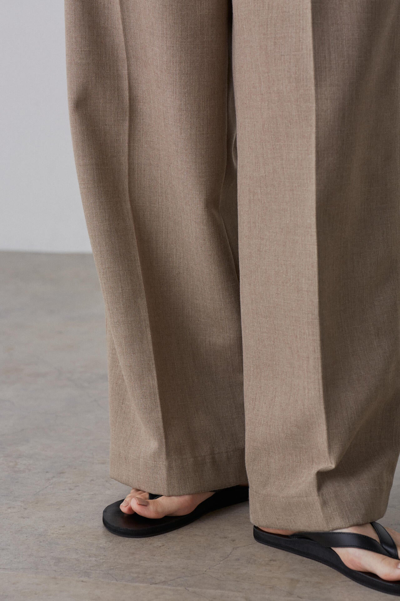 YLEVE / RECYCLE POLYESTER TROUSERS