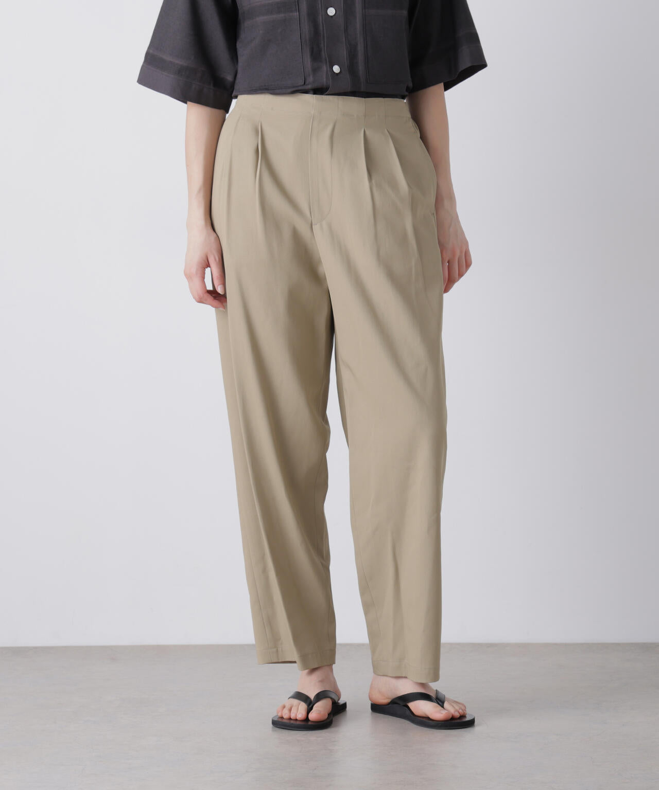 YLEVE / HIGH TWISTED COTTON GABA EASY TROUSERS