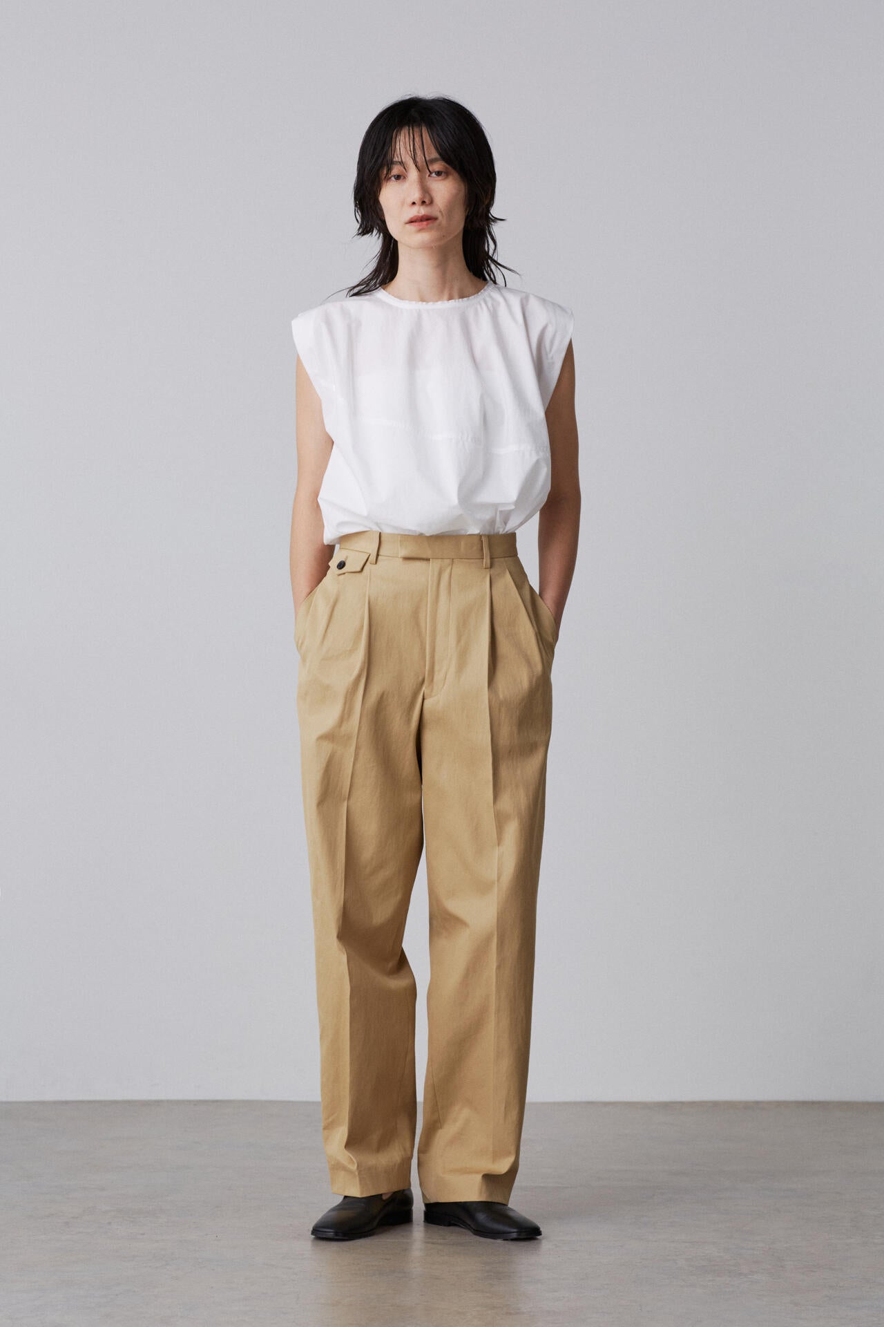 YLEVE / SUVIN COTTON TYPEWRITER PULL OVER BLOUSE