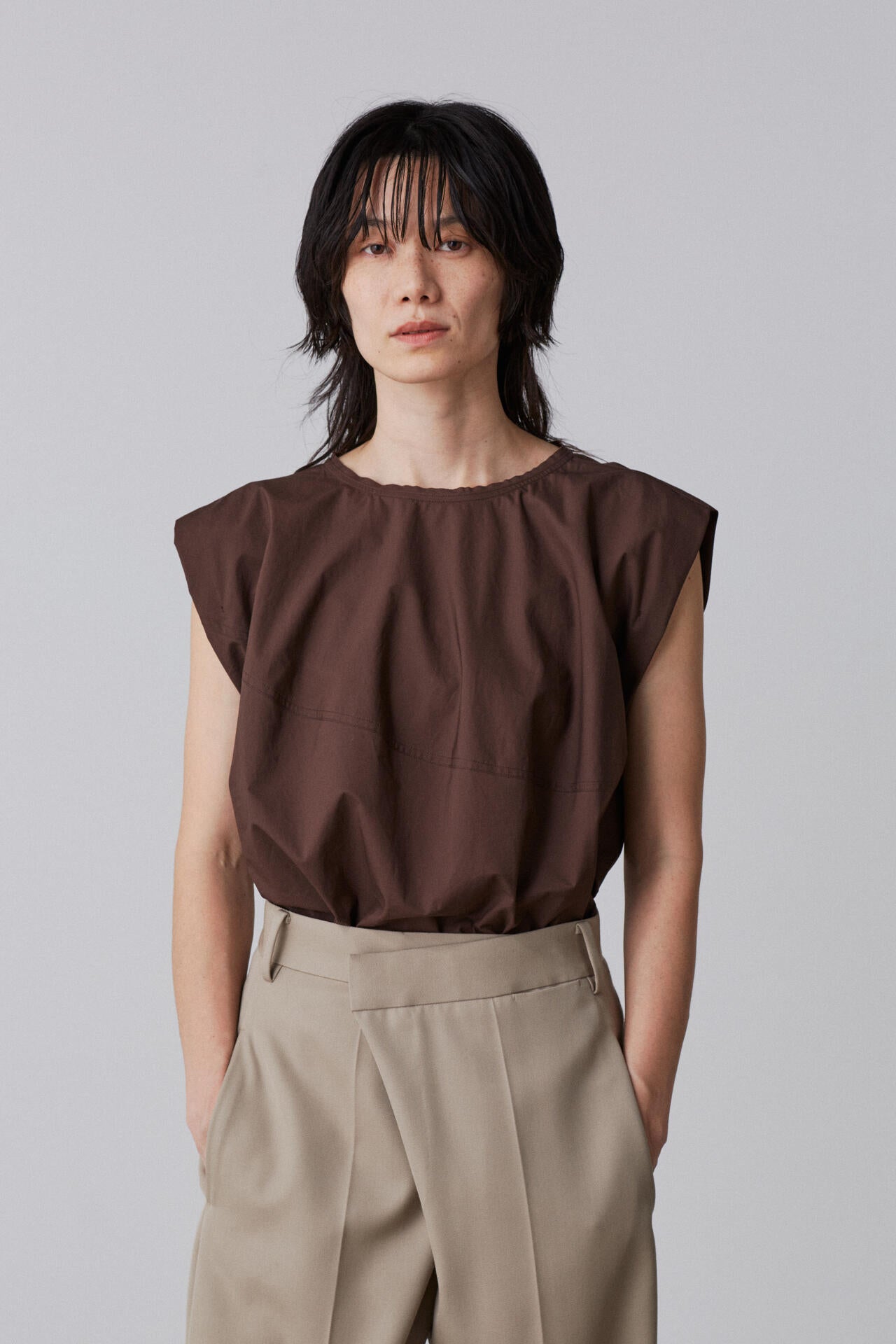 YLEVE / SUVIN COTTON TYPEWRITER PULL OVER BLOUSE