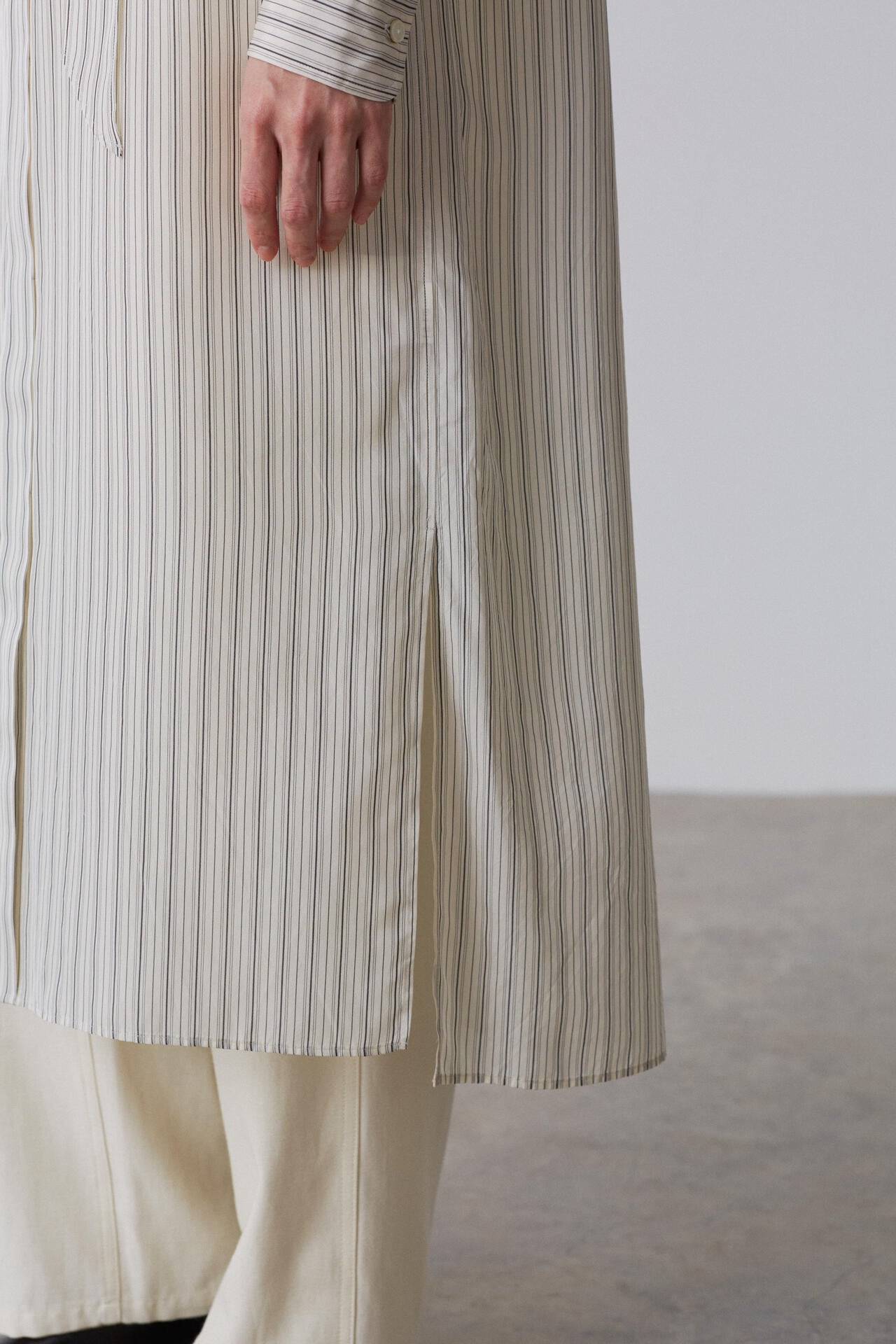 YLEVE / ACETATE CUPRA STRIPE ONE PIECE