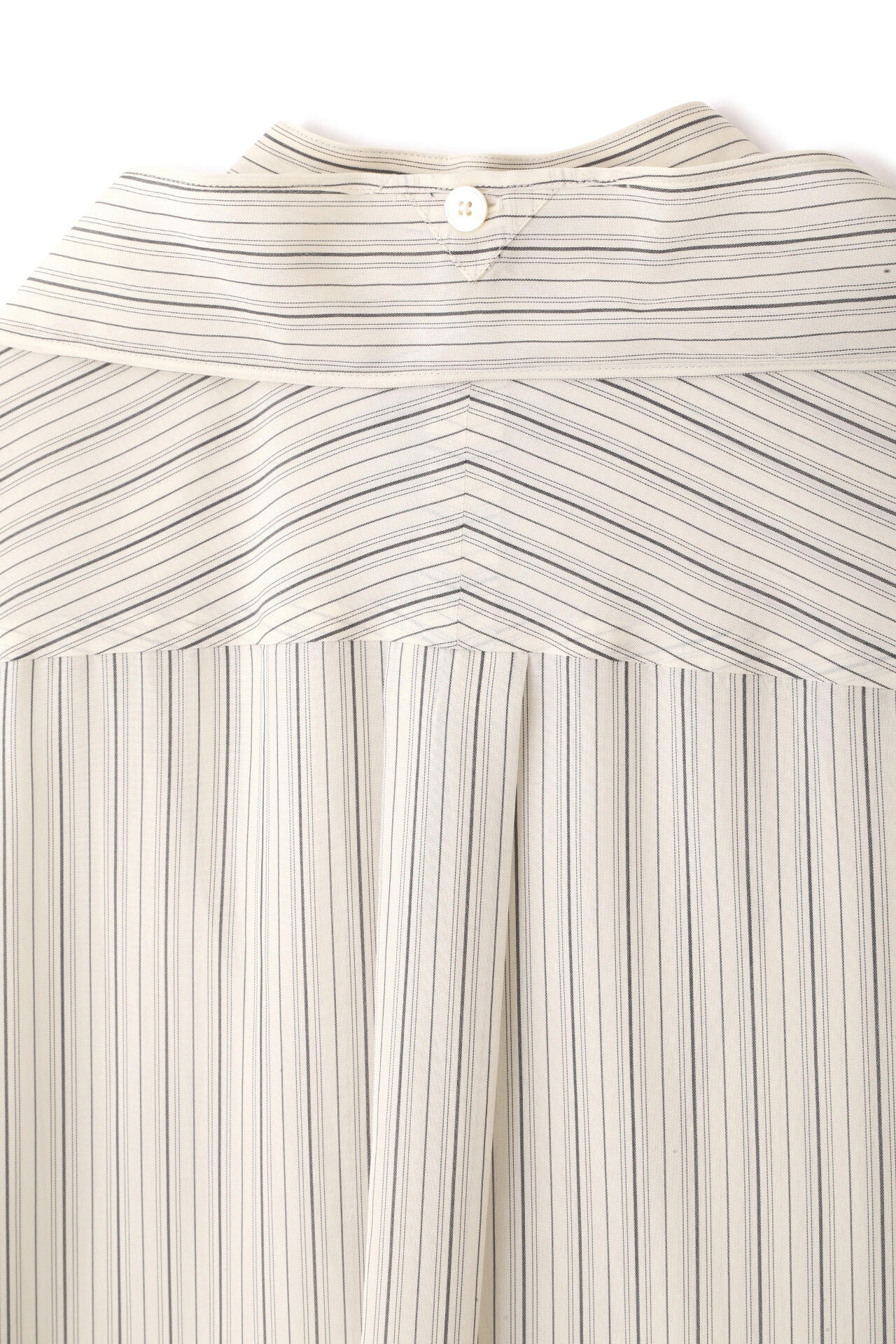 YLEVE / ACETATE CUPRA STRIPE ONE PIECE