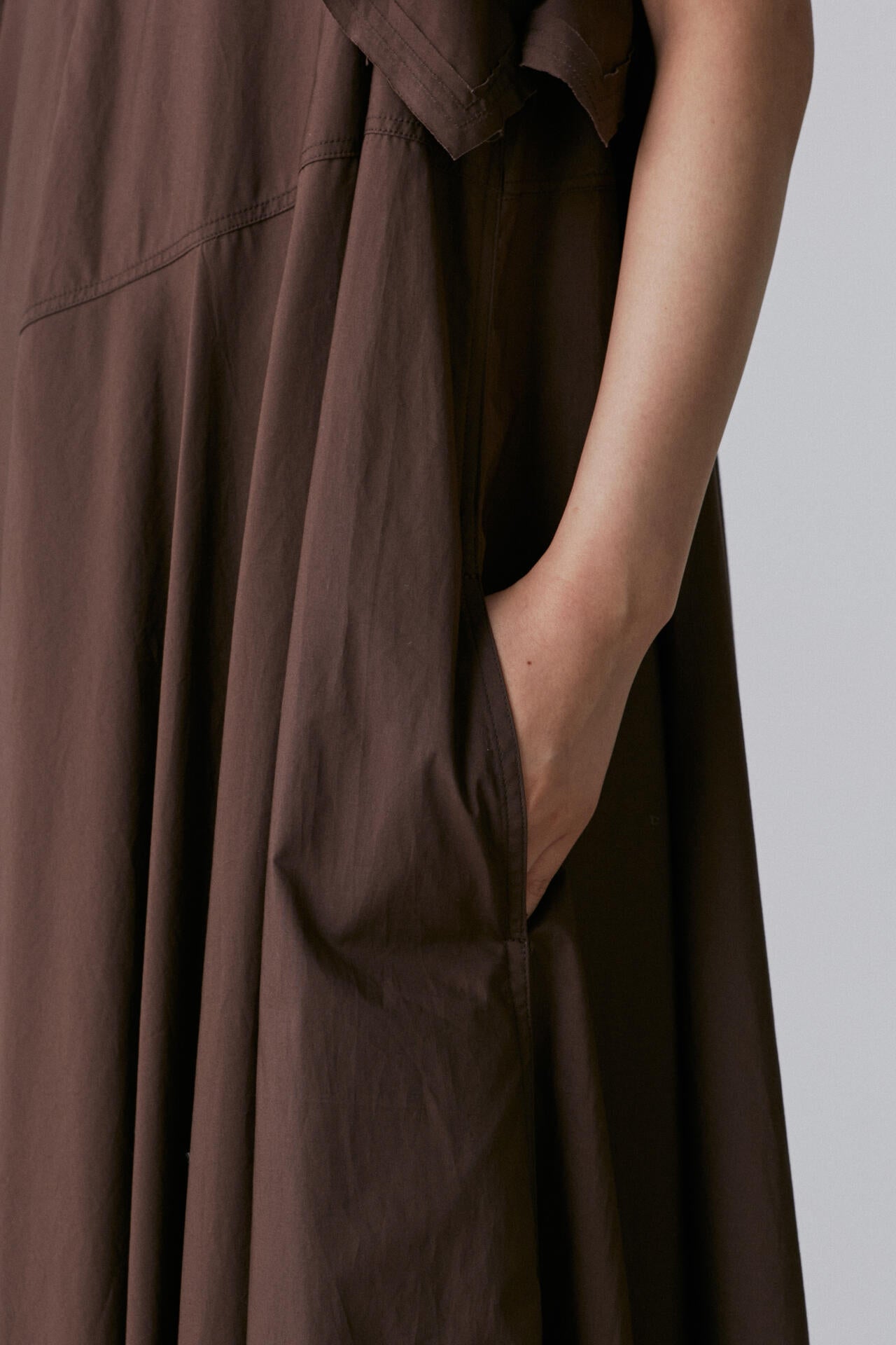 YLEVE / SUVIN COTTON TYPEWRITER ONE PIECE