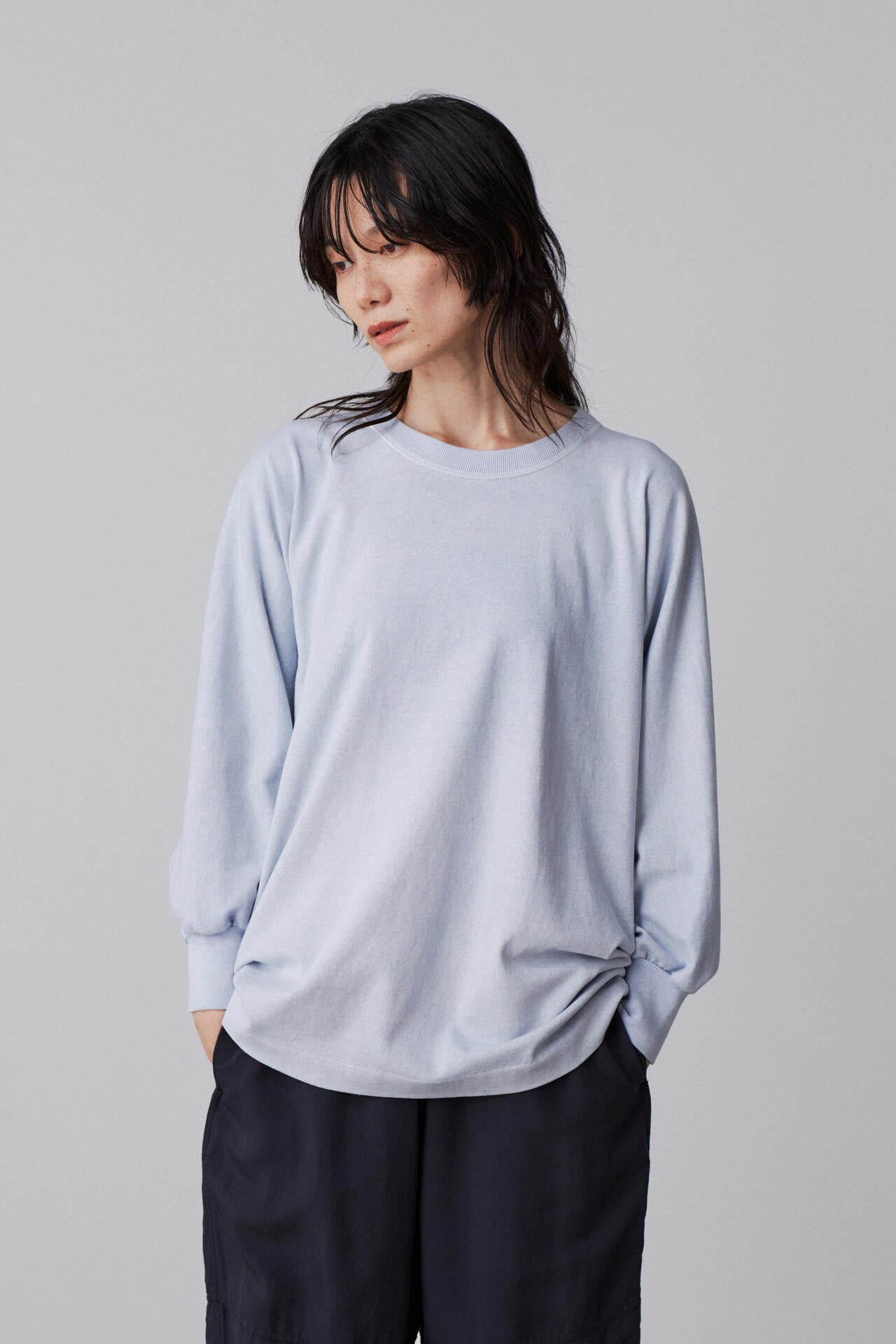 YLEVE / OPEN END COTTON PIGMENT DYE PULL OVER
