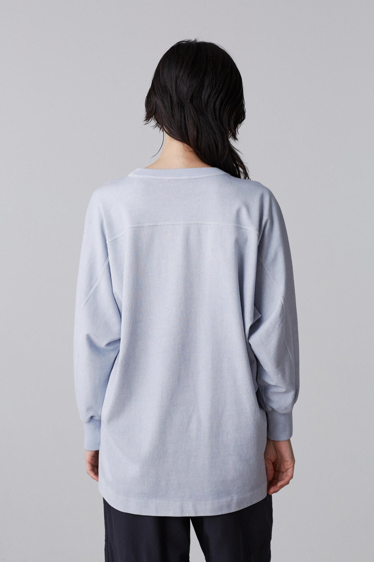 YLEVE / OPEN END COTTON PIGMENT DYE PULL OVER