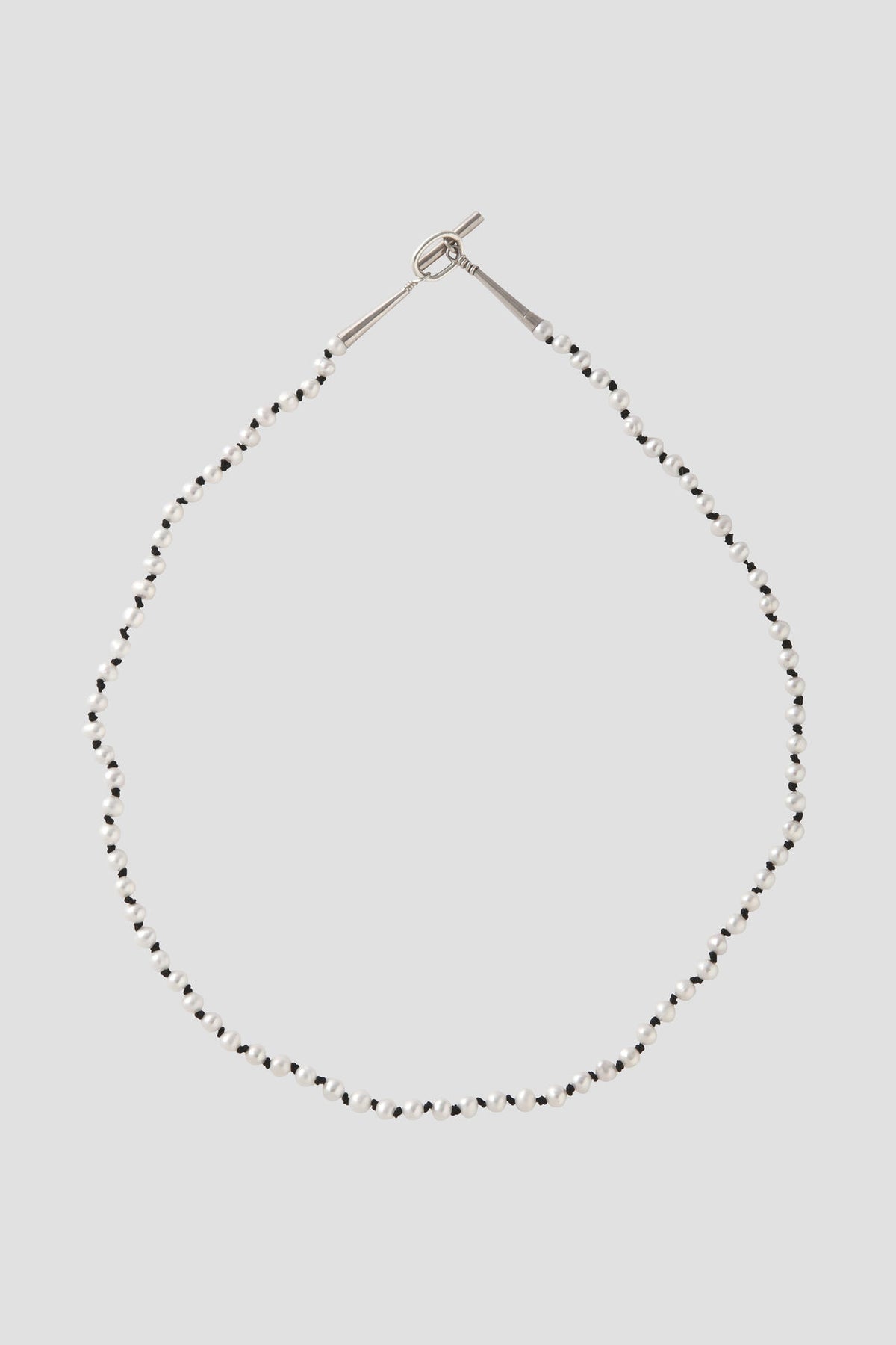 YLEVE / PEARL NECKLACE KNOT 37cm