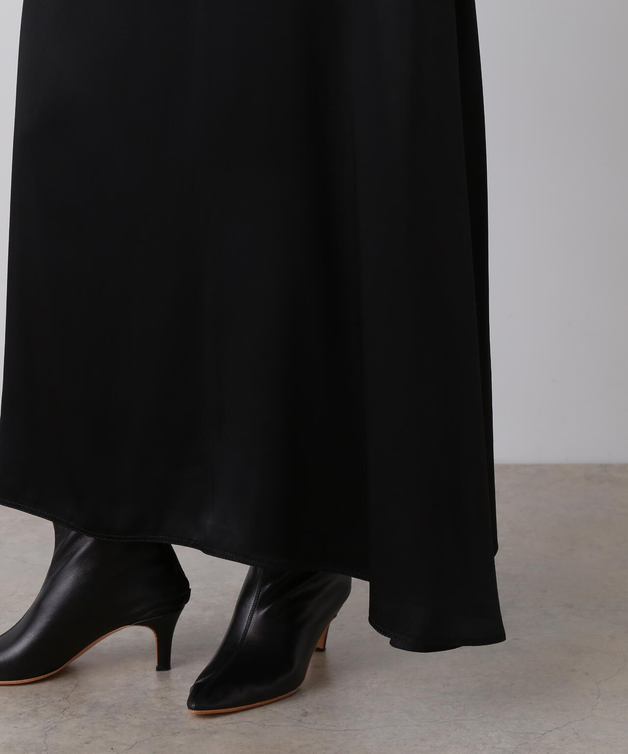 YLÈVE / VISCOSE JACQUARD/SATAIN 360° SKIRT