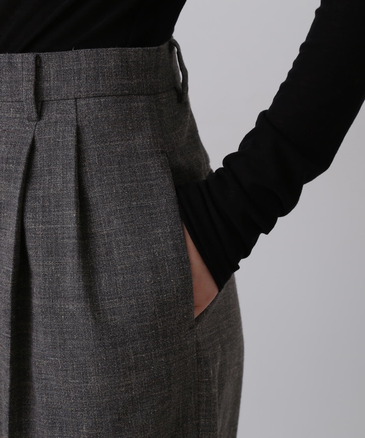 YLEVE / WOOL LINEN TROUSERS