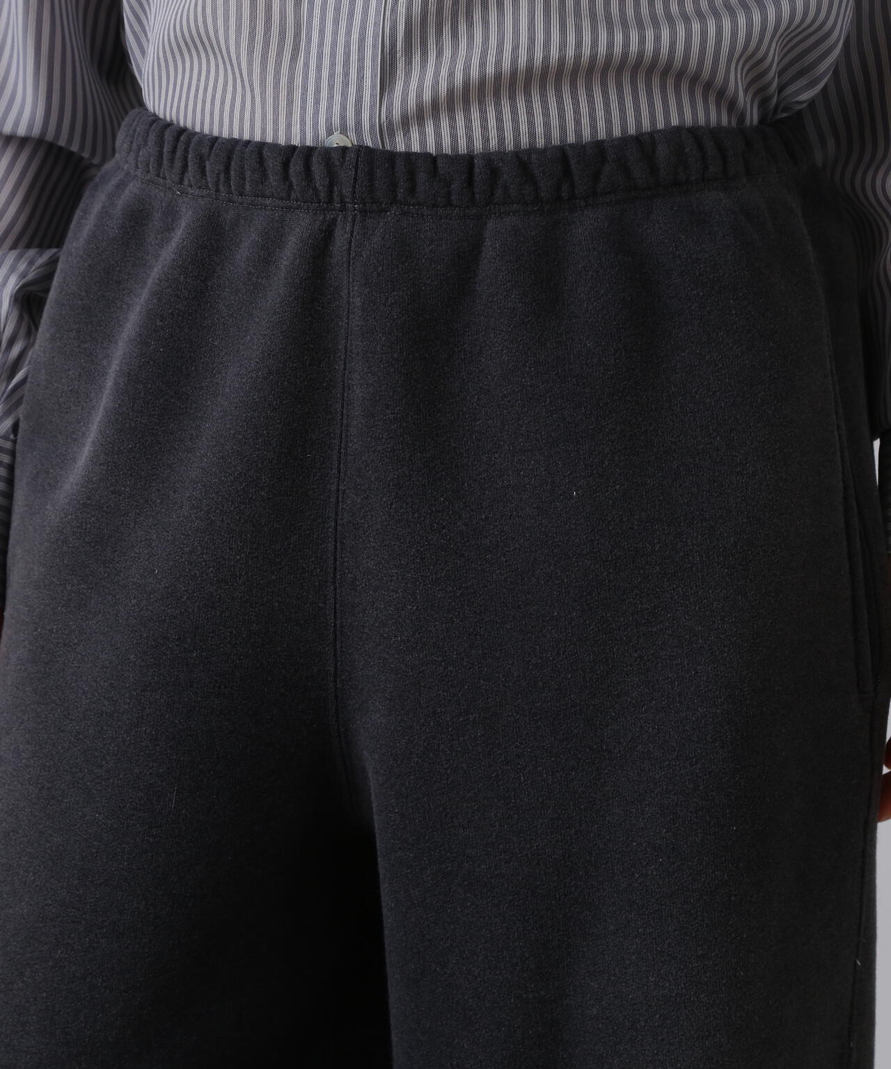 YLÈVE / HEAVY WEIGHT FLEECE BLEACH CUT OFF TROUSERS