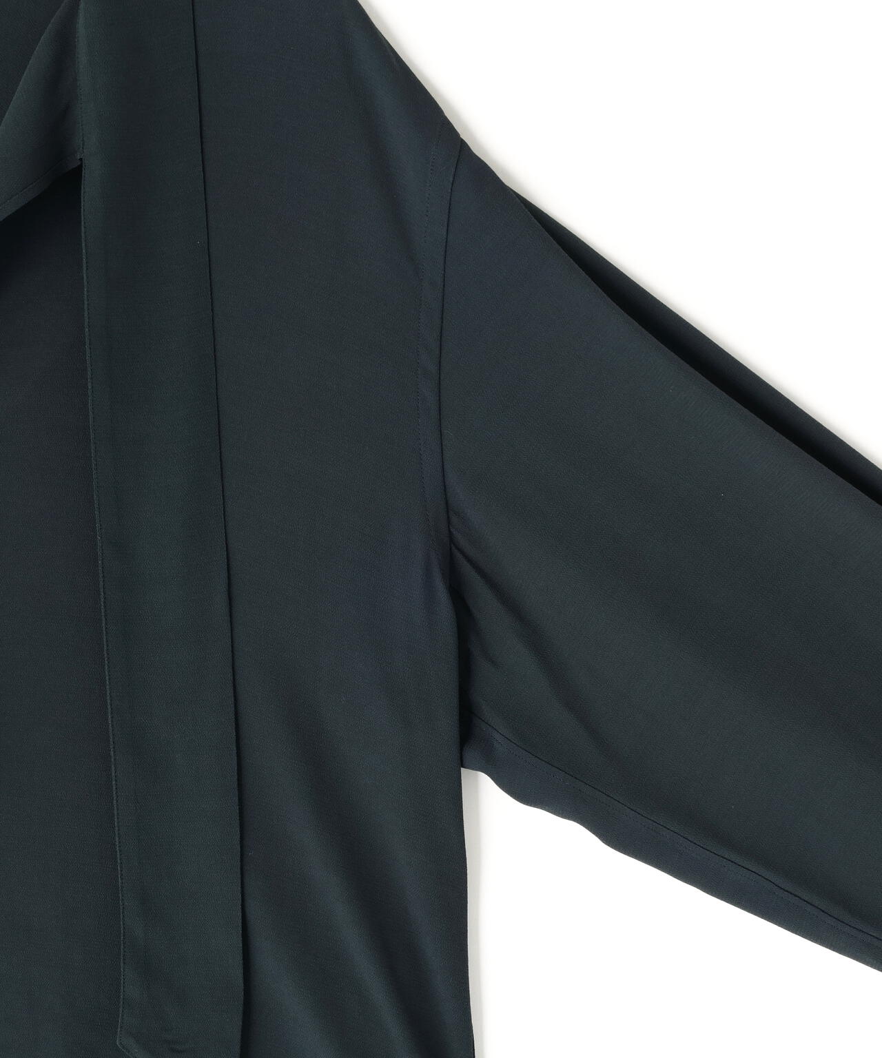 YLÈVE / RAYON DE CHINE RUFFLE BLOUSE