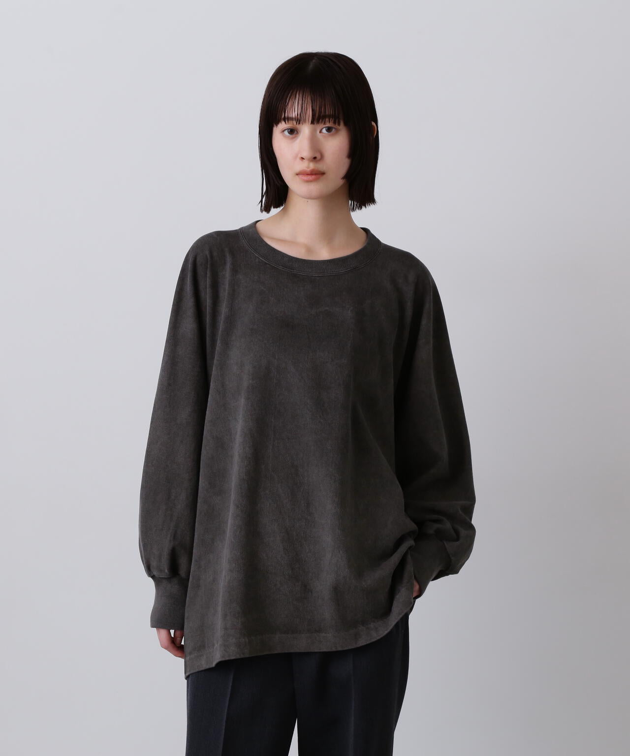 YLEVE / OPEN END COTTON PIGMENT DYE PULL OVER
