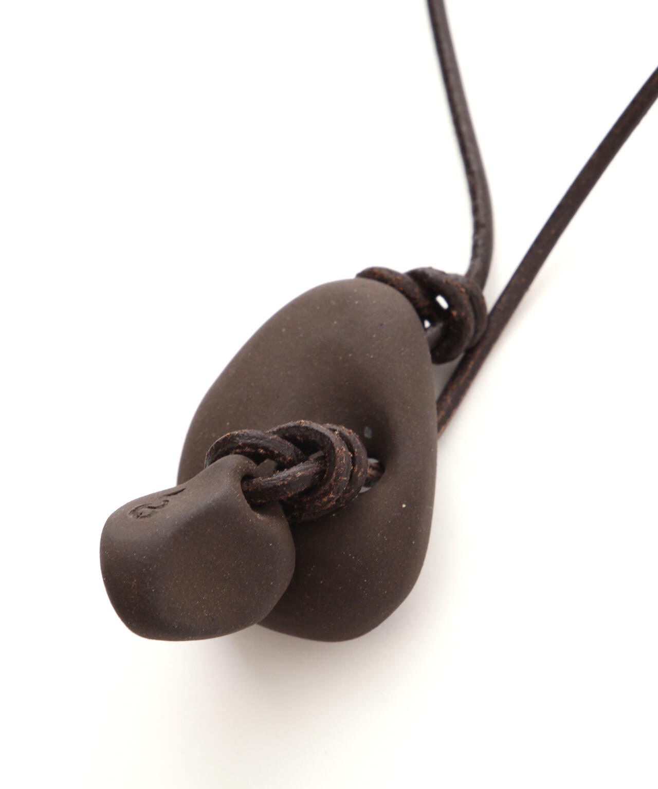 éphēlis x YLÈVE / CANTHARUS NECKLACE