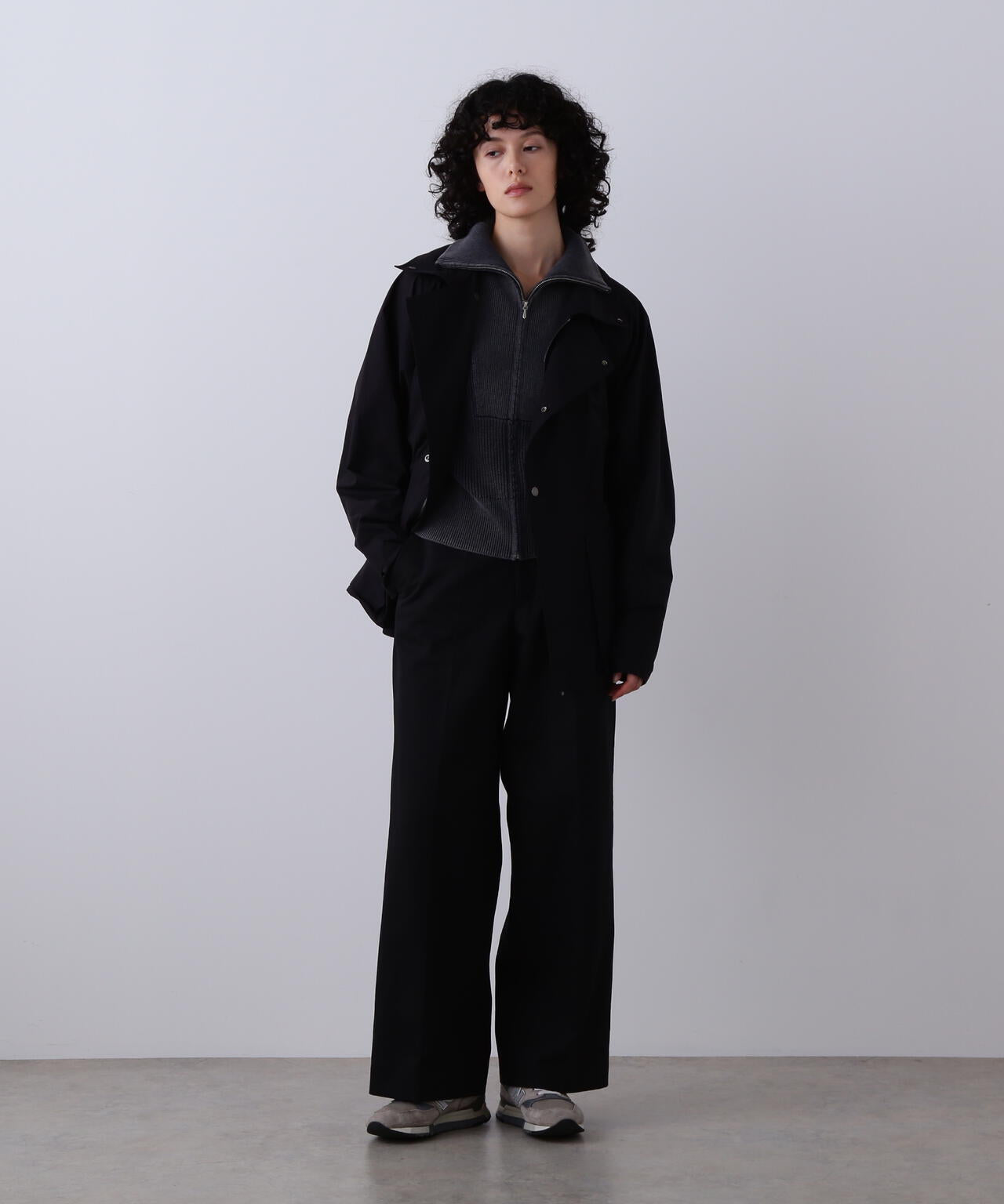 YLEVE / FINX COTTON CHINO TROUSERS