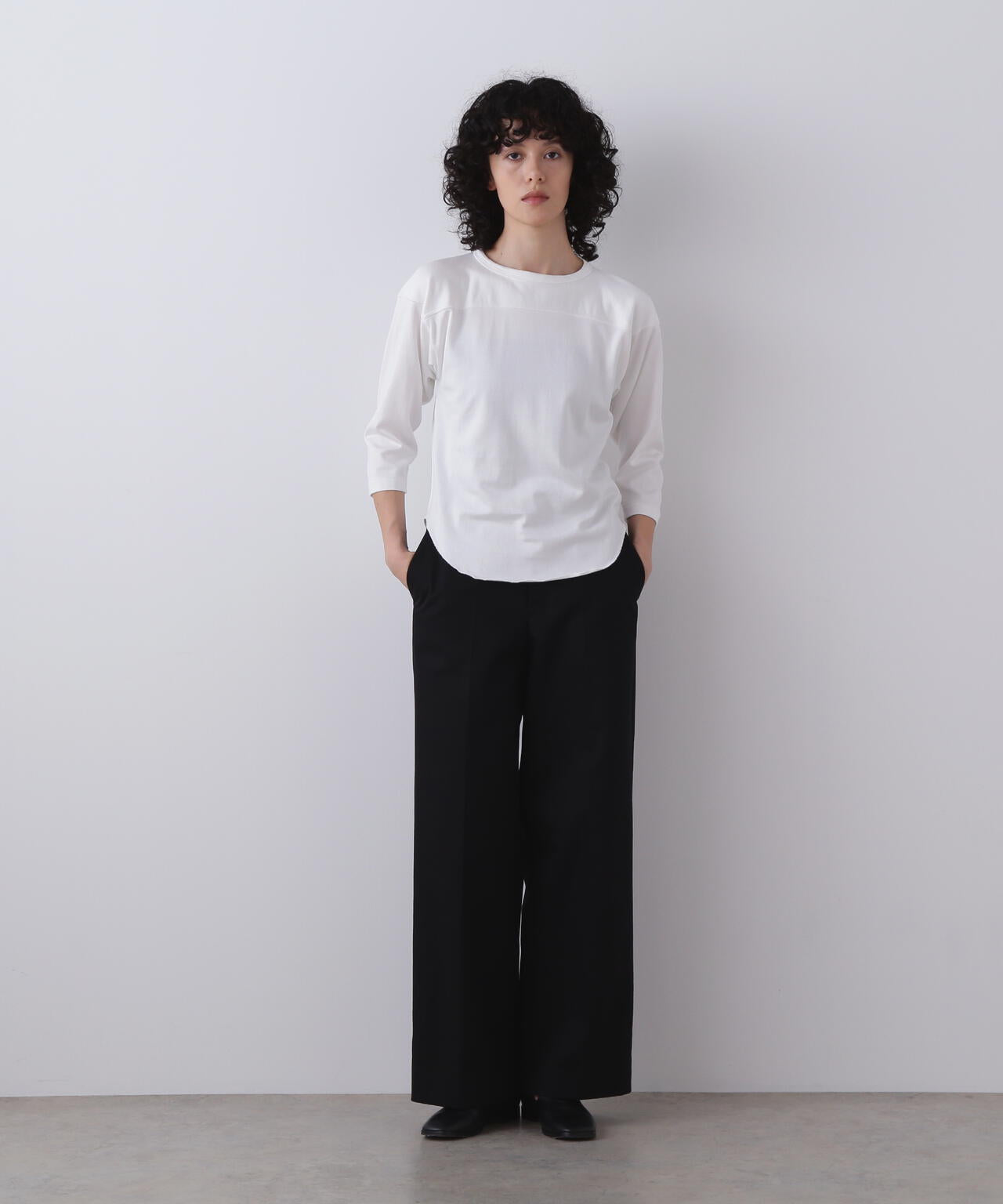 YLEVE / FINX COTTON CHINO TROUSERS