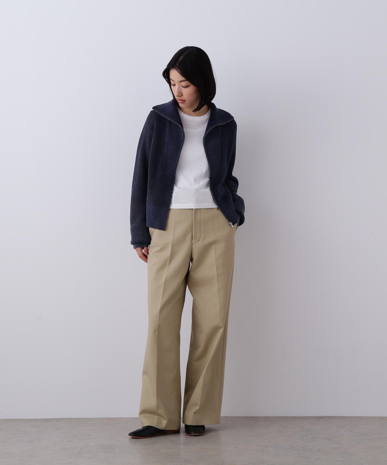 YLEVE / FINX COTTON CHINO TROUSERS