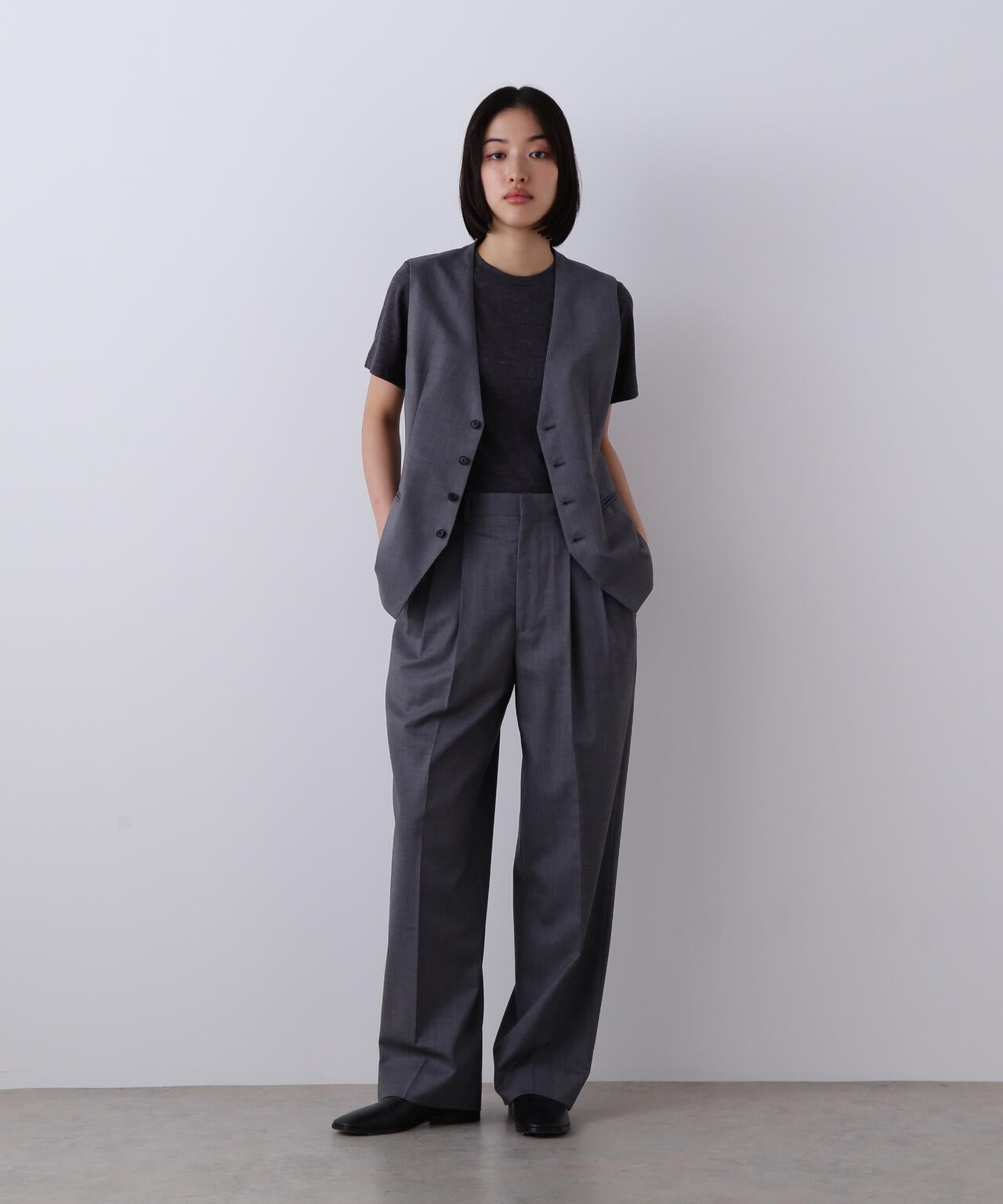 YLEVE / SUPER120'S CHAMBRAY WOOL 3TACK TROUSERS