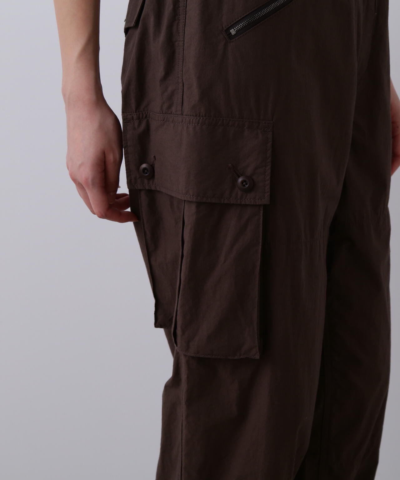 YLEVE / HIGH DENSITY TYPEWRITER COTTON CARGO PANTS