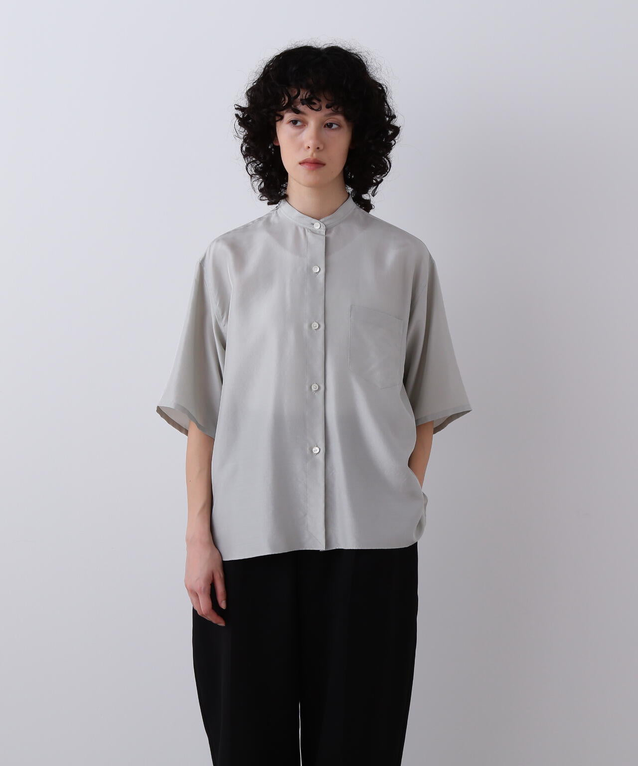 YLEVE / SILK HABUTAE SHORT SLEEVE SHIRT
