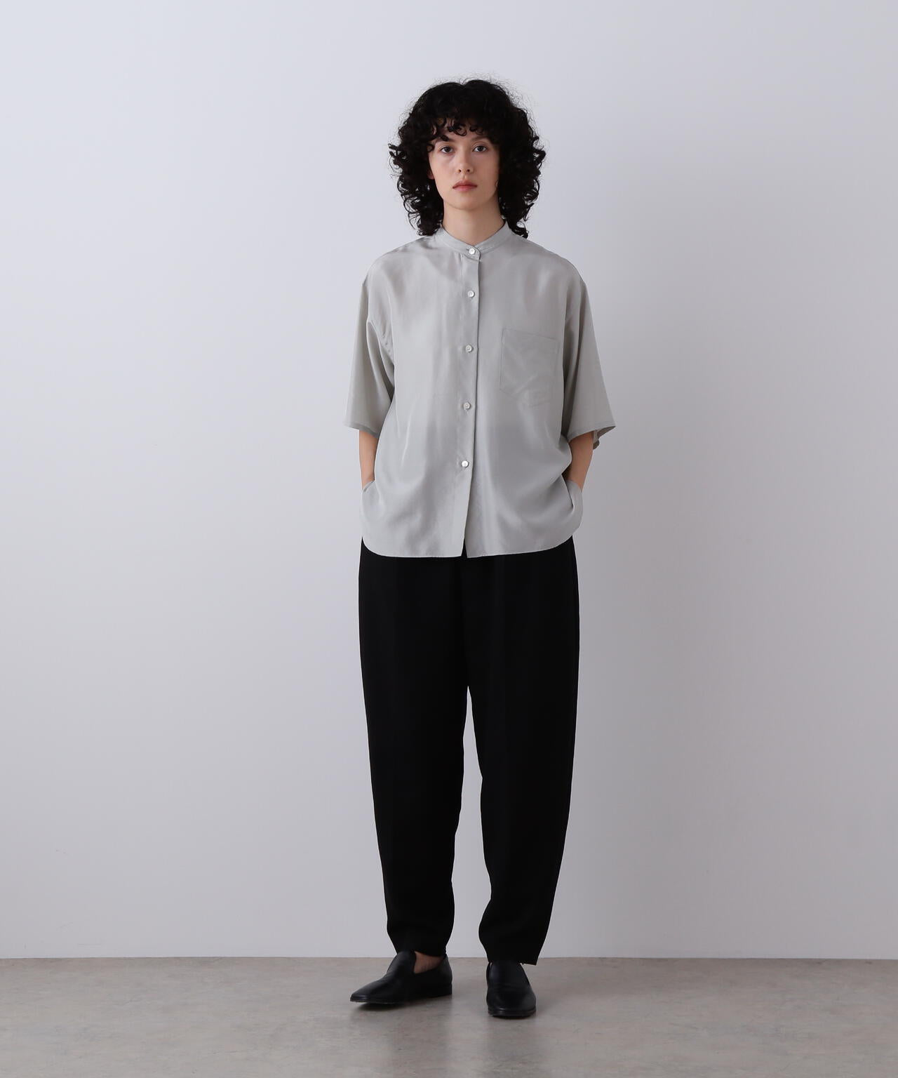 YLEVE / SILK HABUTAE SHORT SLEEVE SHIRT