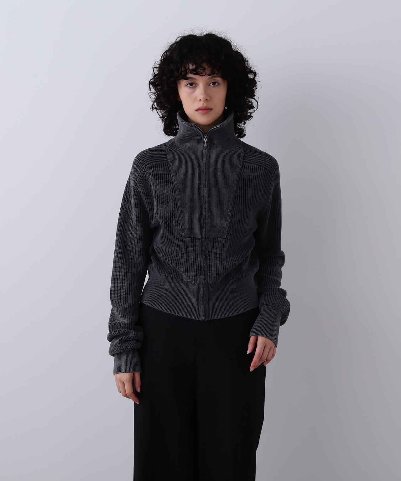 YLÈVE / FADED STONEWASH KNIT ZIP PULLOVER