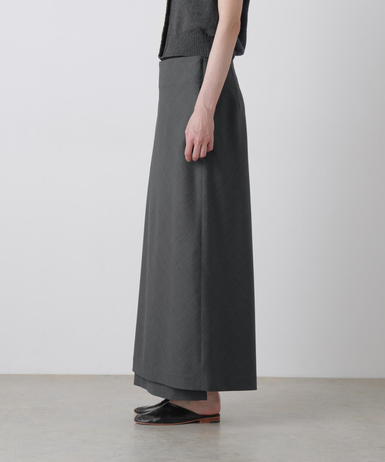 YLEVE / SUPER140's WOOL TROPICAL SKIRT