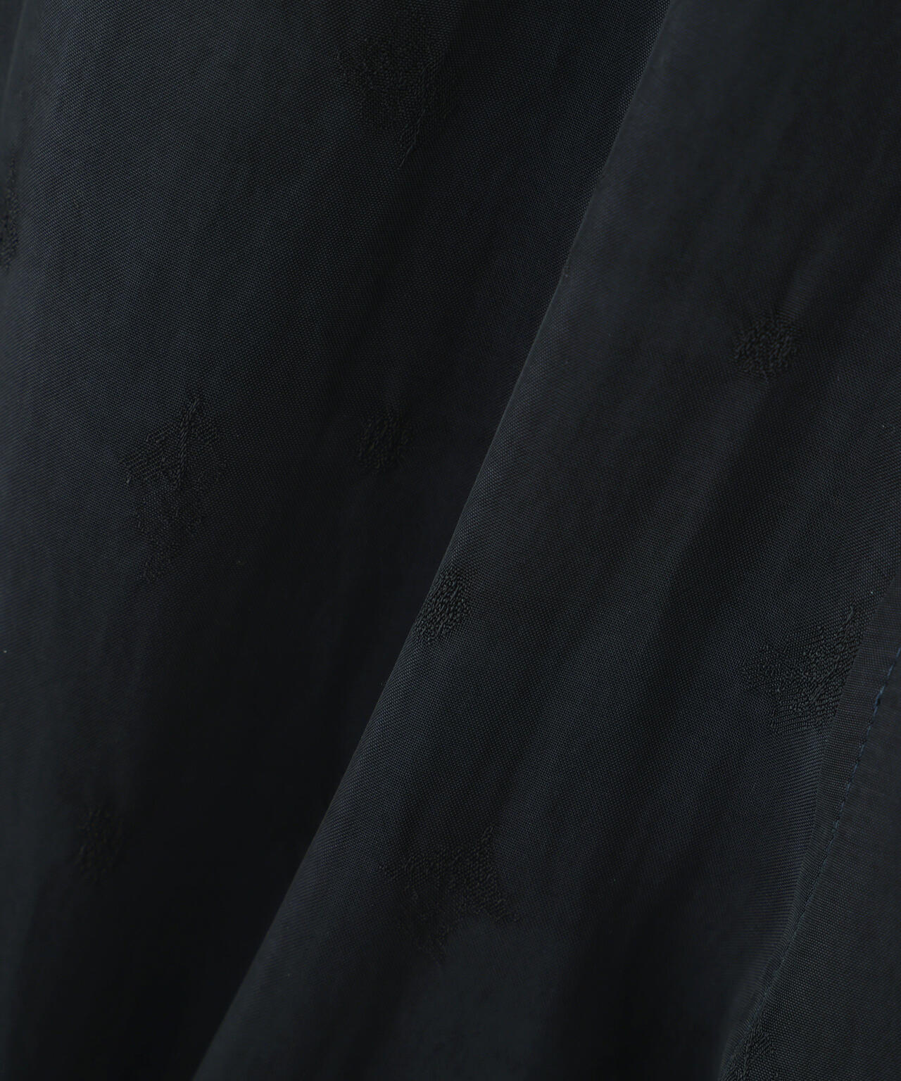 YLEVE / CUPRO JACQUARD TROUSERS