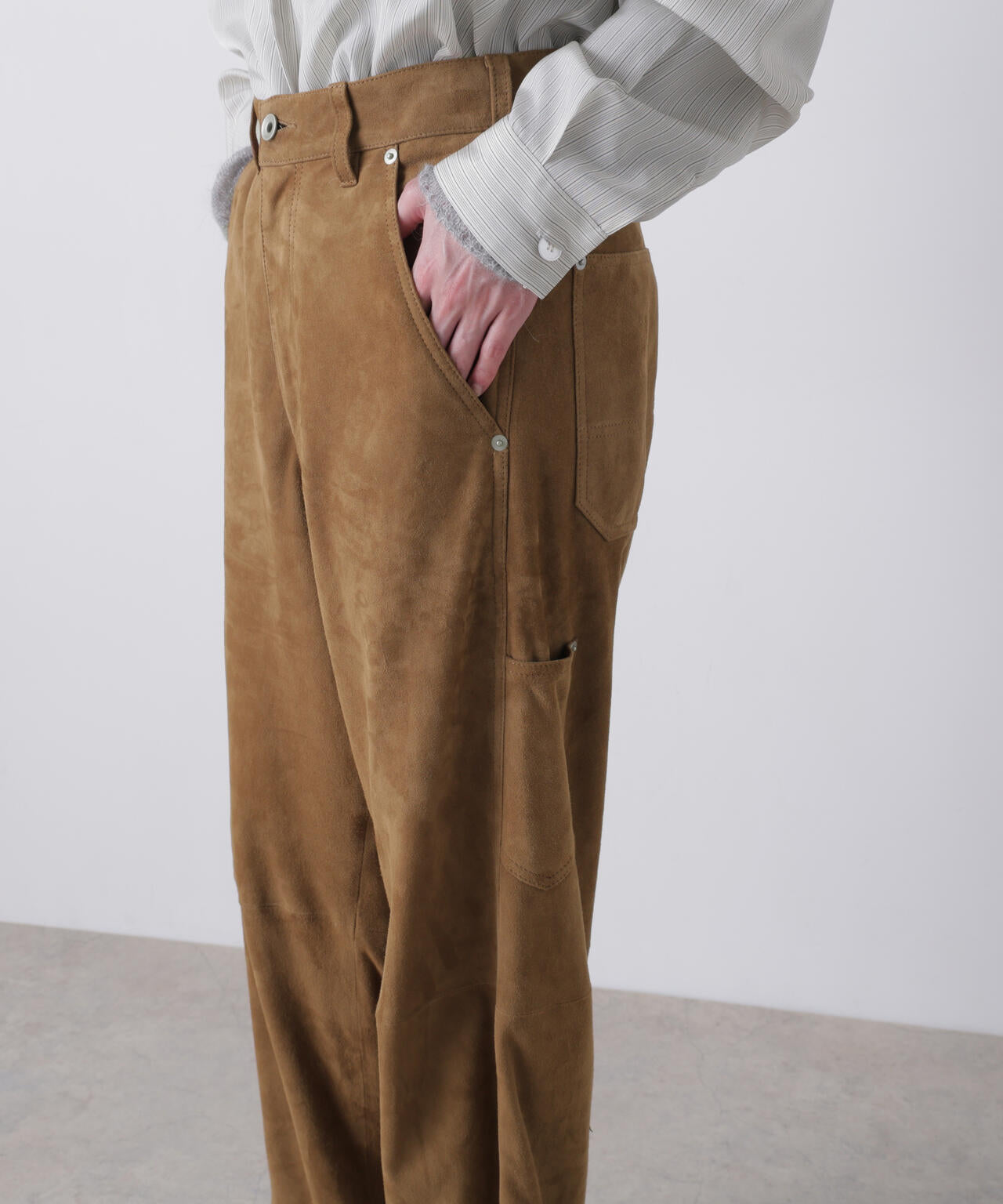 YLEVE / ROUGH GOAT SUEDE PAINTER PANTS