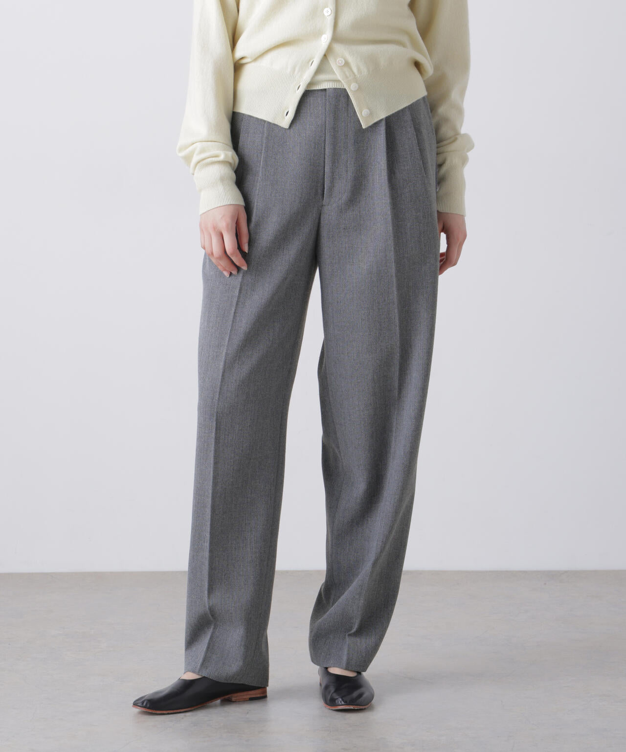 YLEVE / ROUGH WOOL TROUSERS