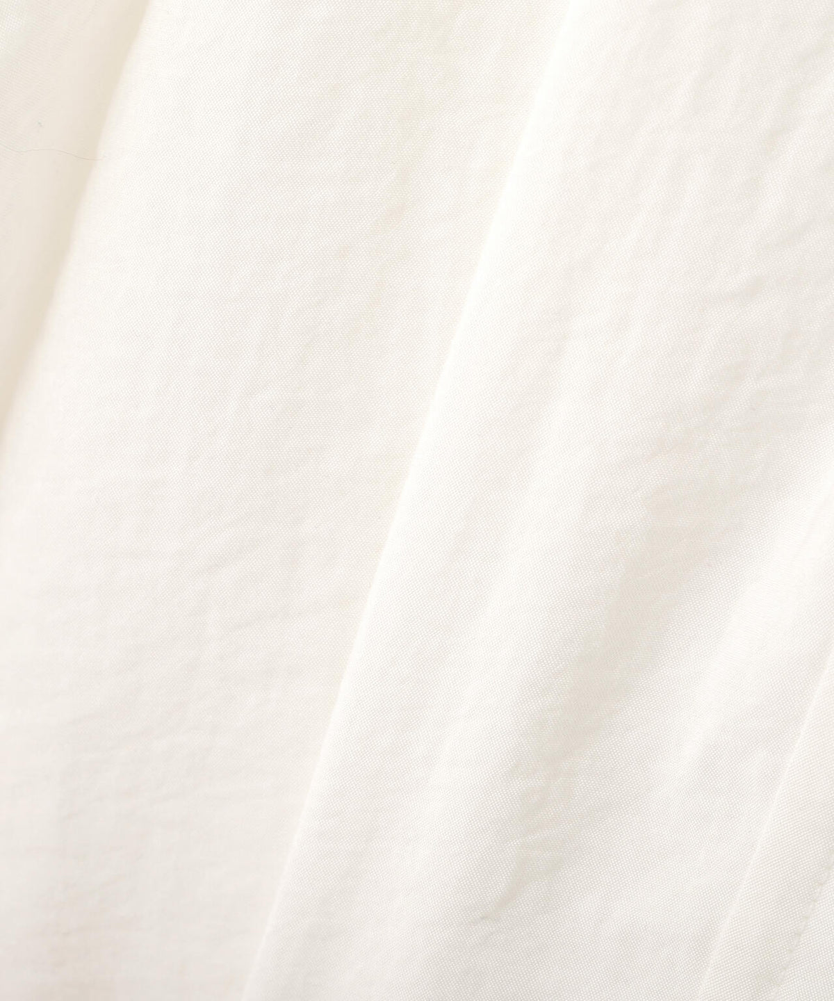 YLEVE / RAYON-POLYESTER BROAD BLOUSE
