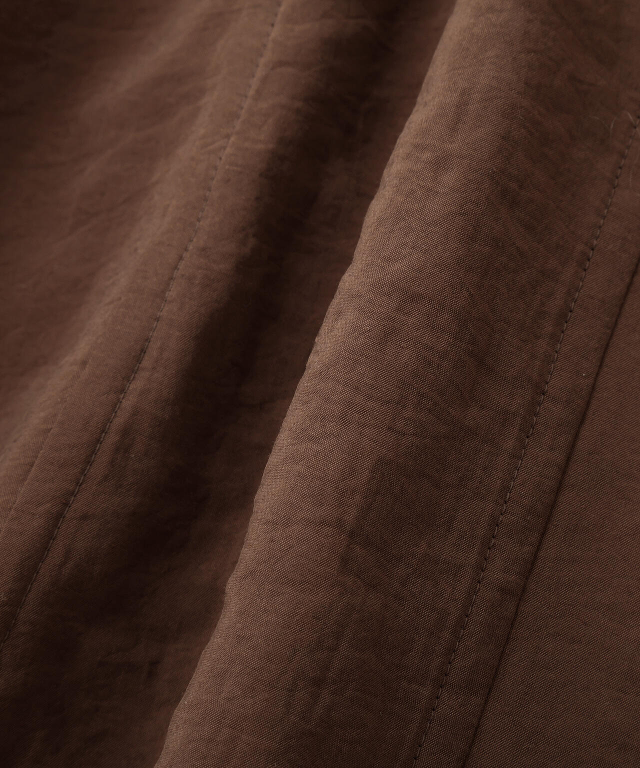 YLEVE / RAYON-POLYESTER BROAD BLOUSE