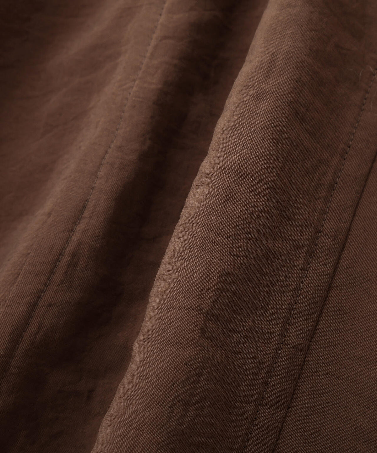 YLEVE / RAYON-POLYESTER BROAD BLOUSE