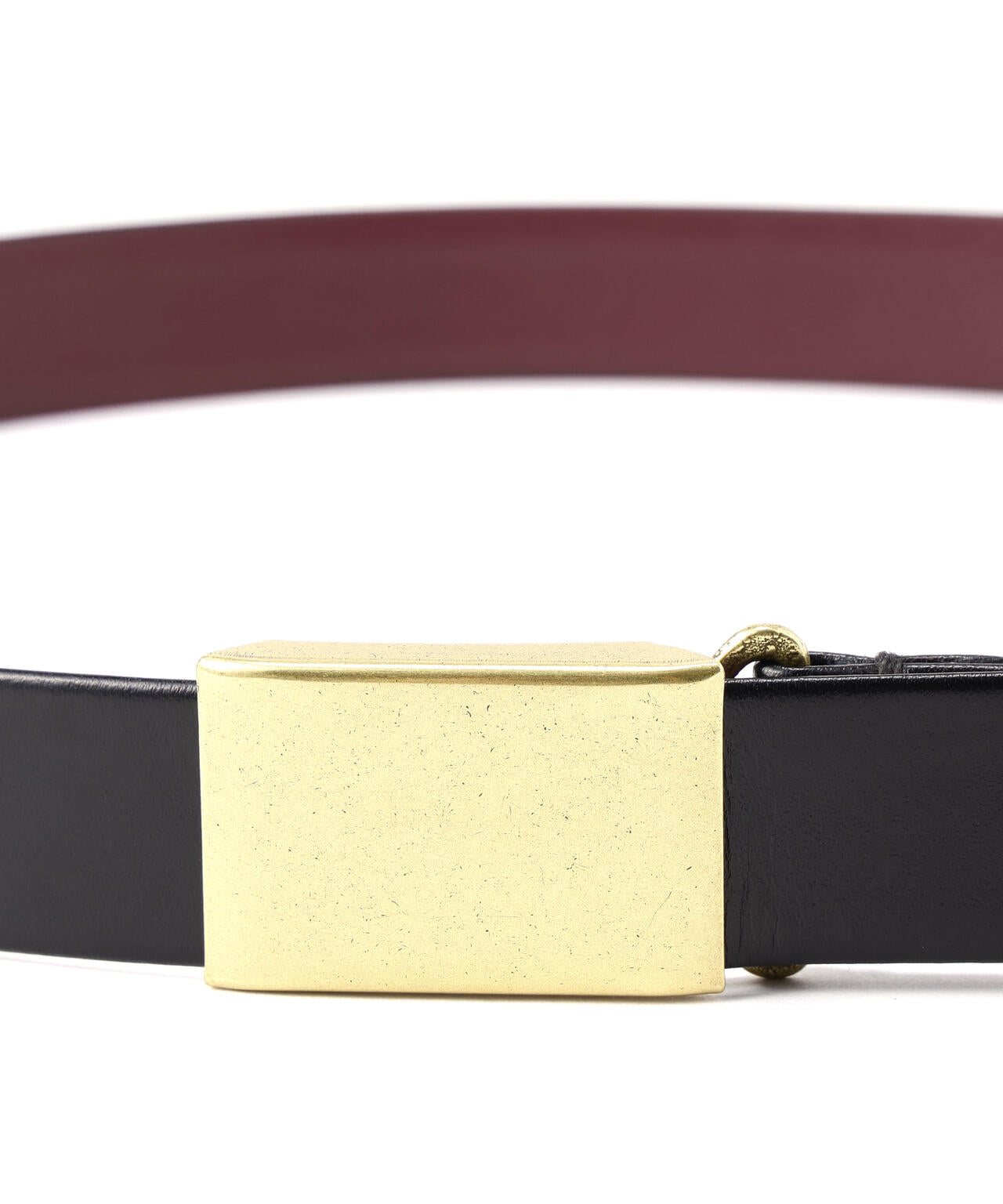 YLEVE / LEATHER BUCKLED BELT