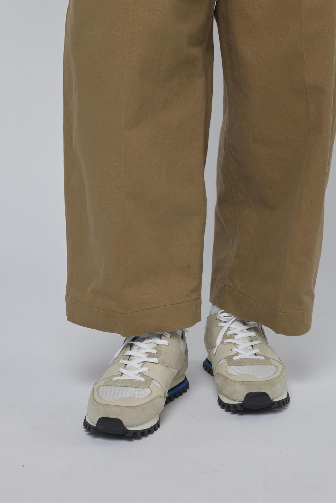 ZDA / 2400FS