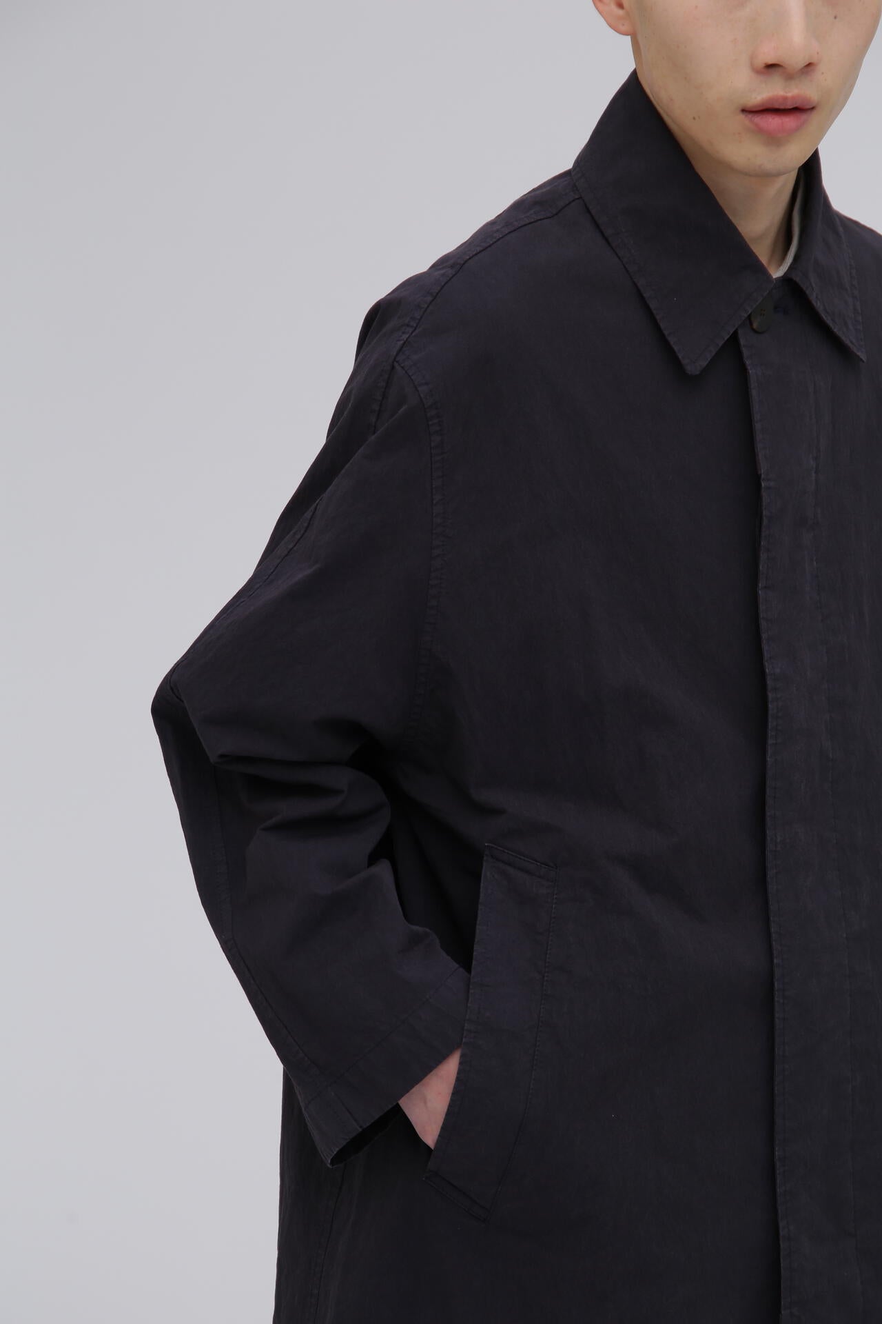 STUDIO NICHOLSON / HIGH TWIST CTTN NYLON LONG MAC