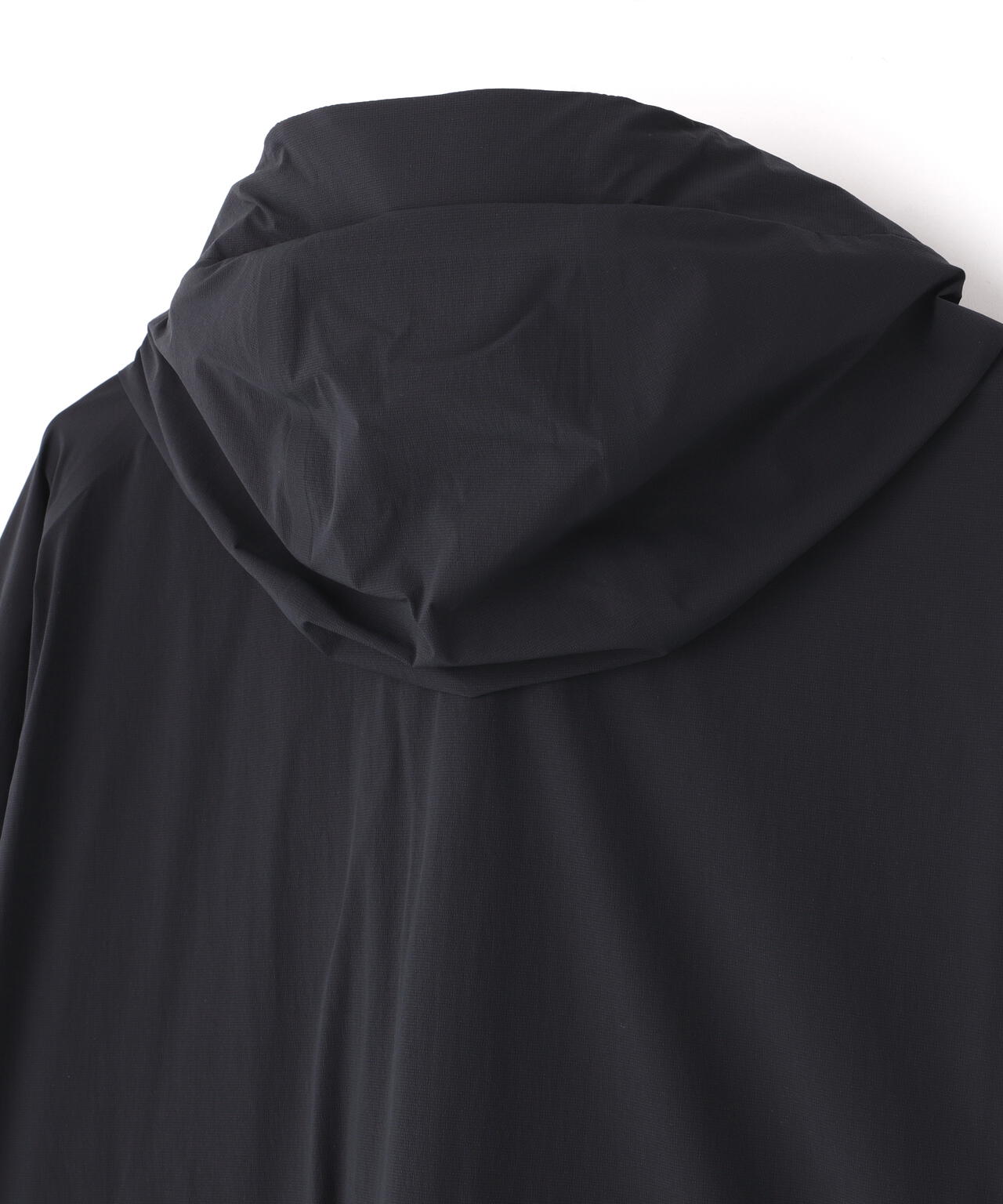 DESCENTE / UNTRIMMED JACKET