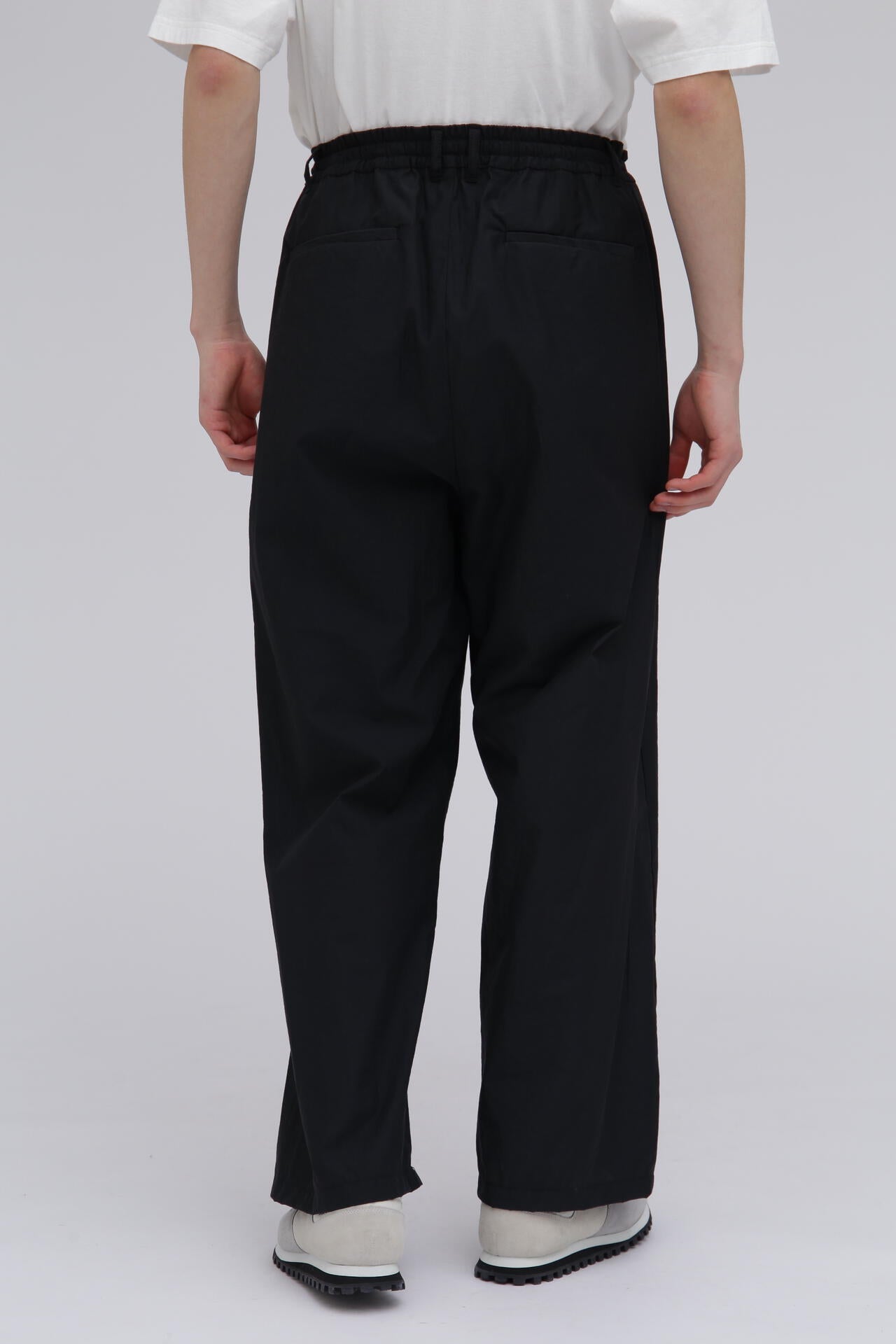 SU / TUCK CHAMBRY PANTS