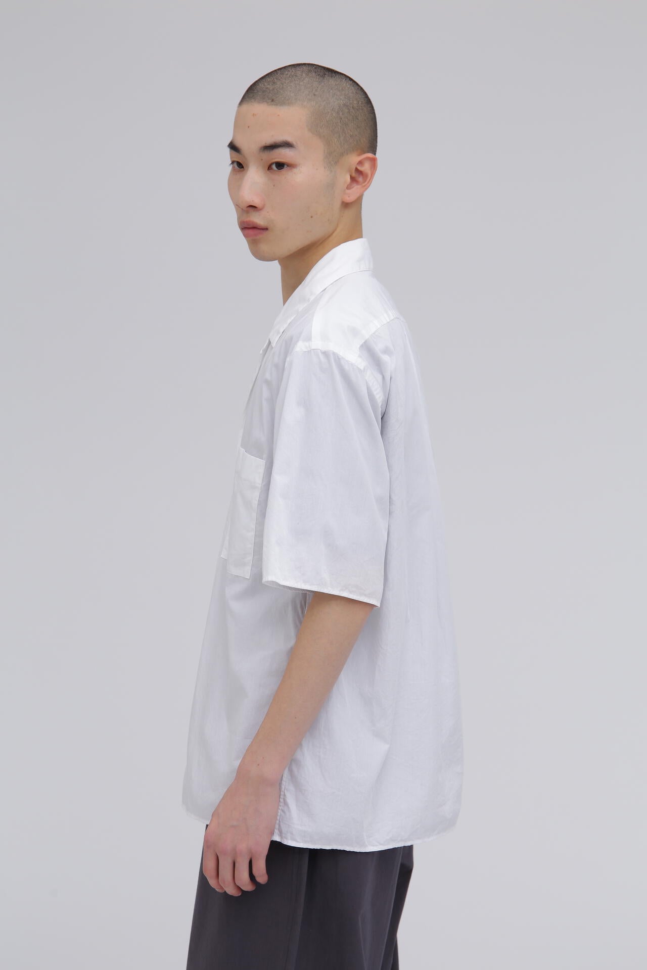 blurhms / CHAMBRAY OPEN‐COLLAR SHIRT