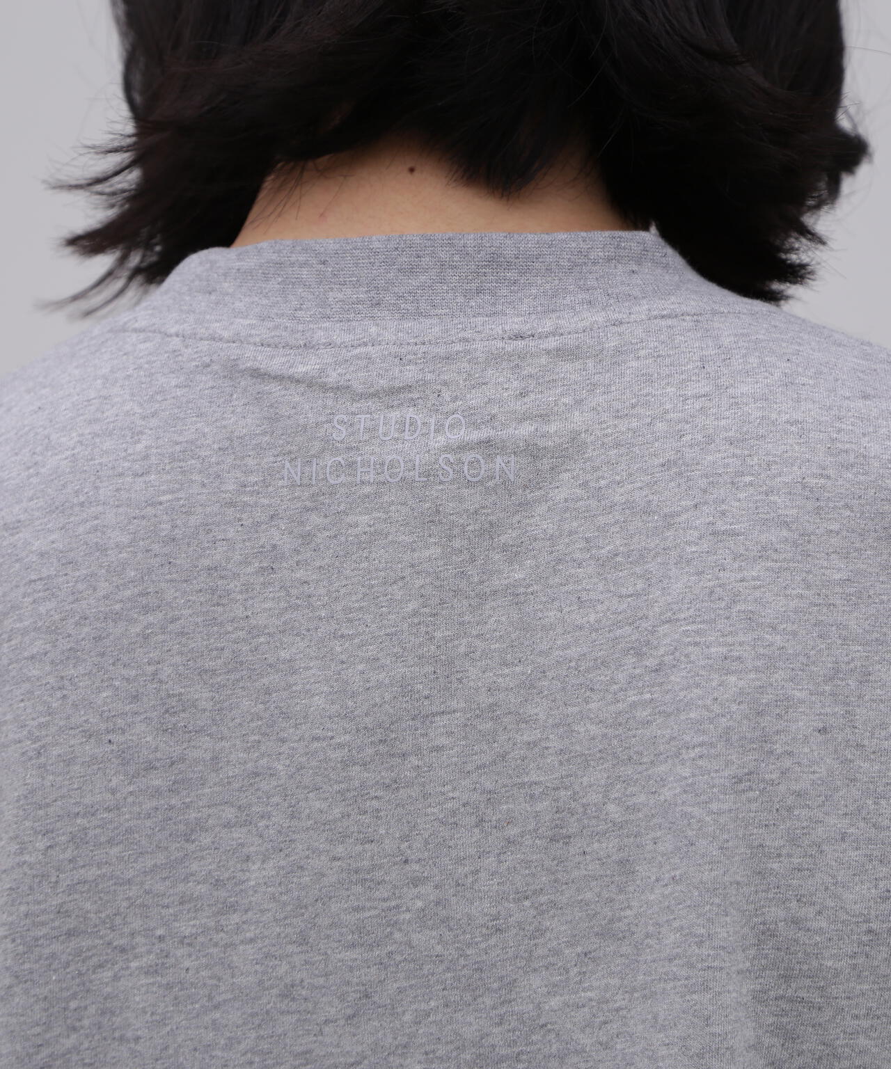 STUDIO NICHOLSON / GARMENT DYE DENIM JERSEY BRANDED SHORT SLEEVE T SH