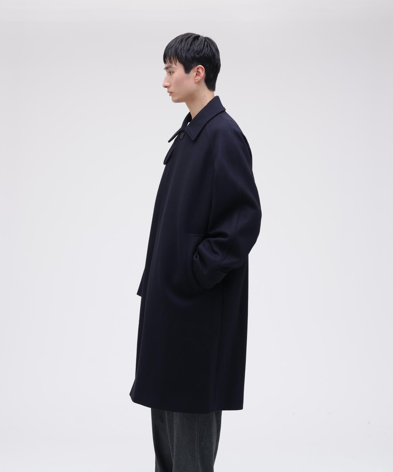 STUDIO NICHOLSON / MELTON WOOL RAGLAN WOOL COAT