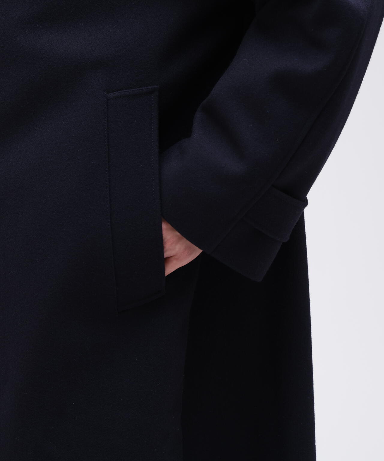 STUDIO NICHOLSON / MELTON WOOL RAGLAN WOOL COAT