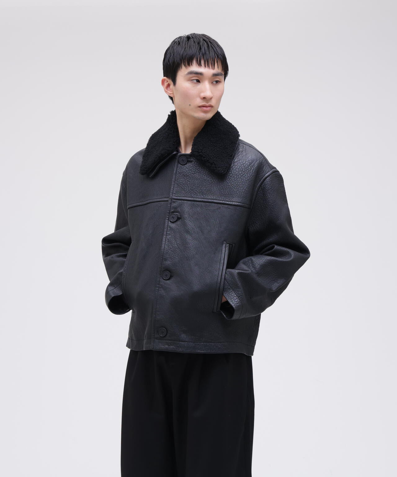 STUDIO NICHOLSON / SHEARLING COLLAR JACKET
