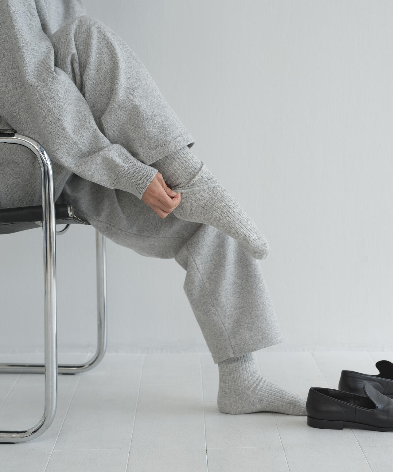 Yonetomi / RIGID CASHMERE SOCKS