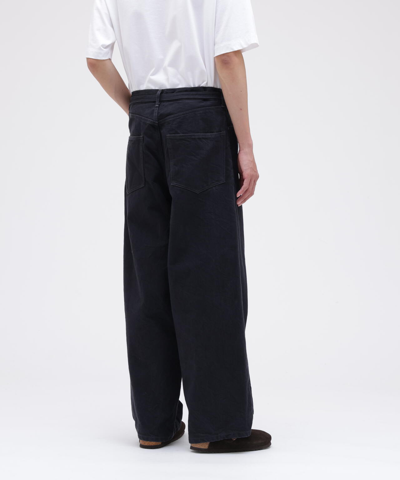 blurhms / 12.9OZ DENIM BIAS BELTED PANTS
