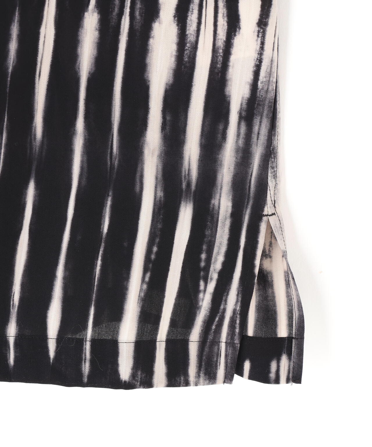 IRENISA / OPEN COLLAR SHORT-SLEEVED SHIRT
