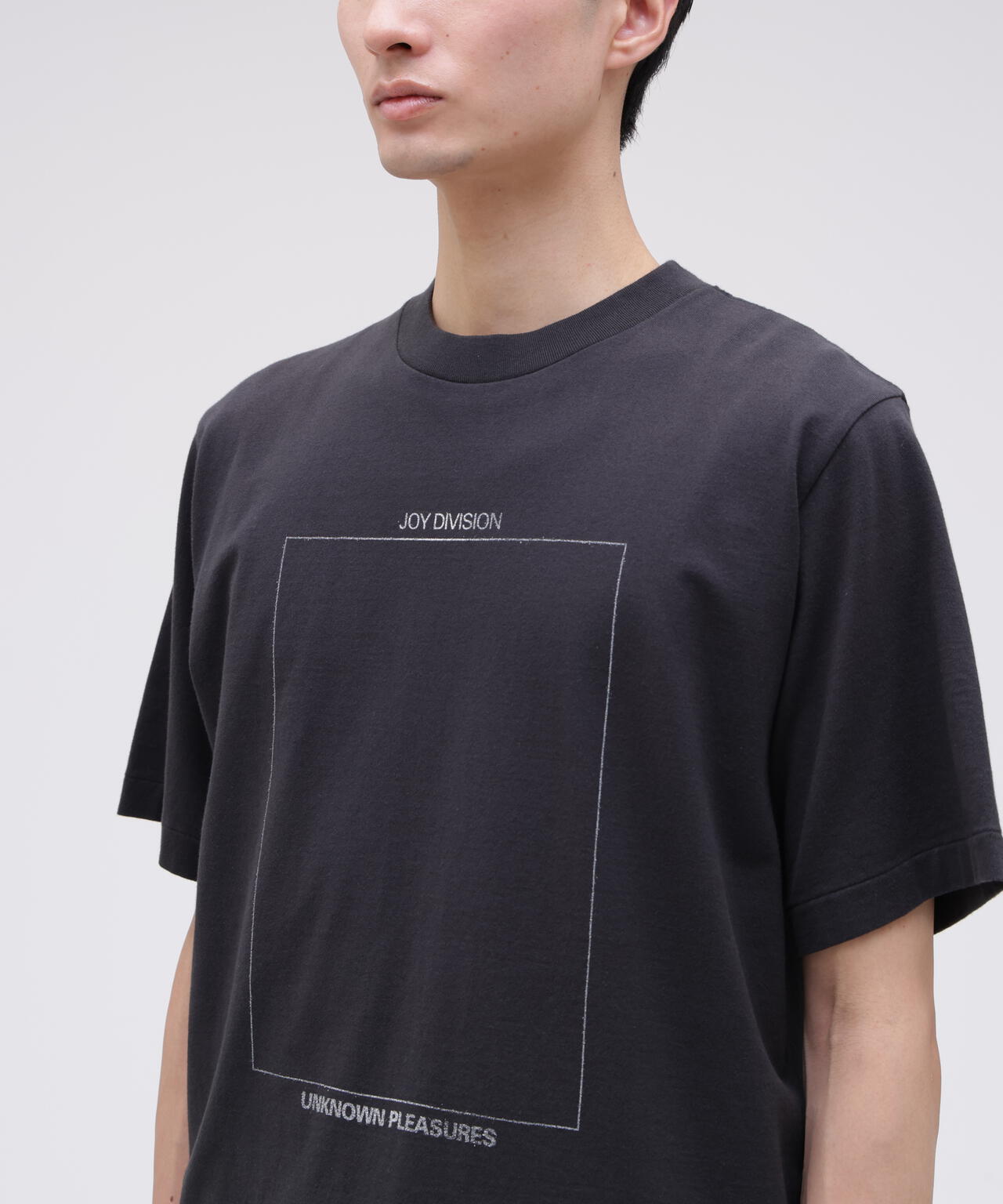 blurhmsROOTSTOCK / JD UNKNOWN PLEASURES Square STANDARD