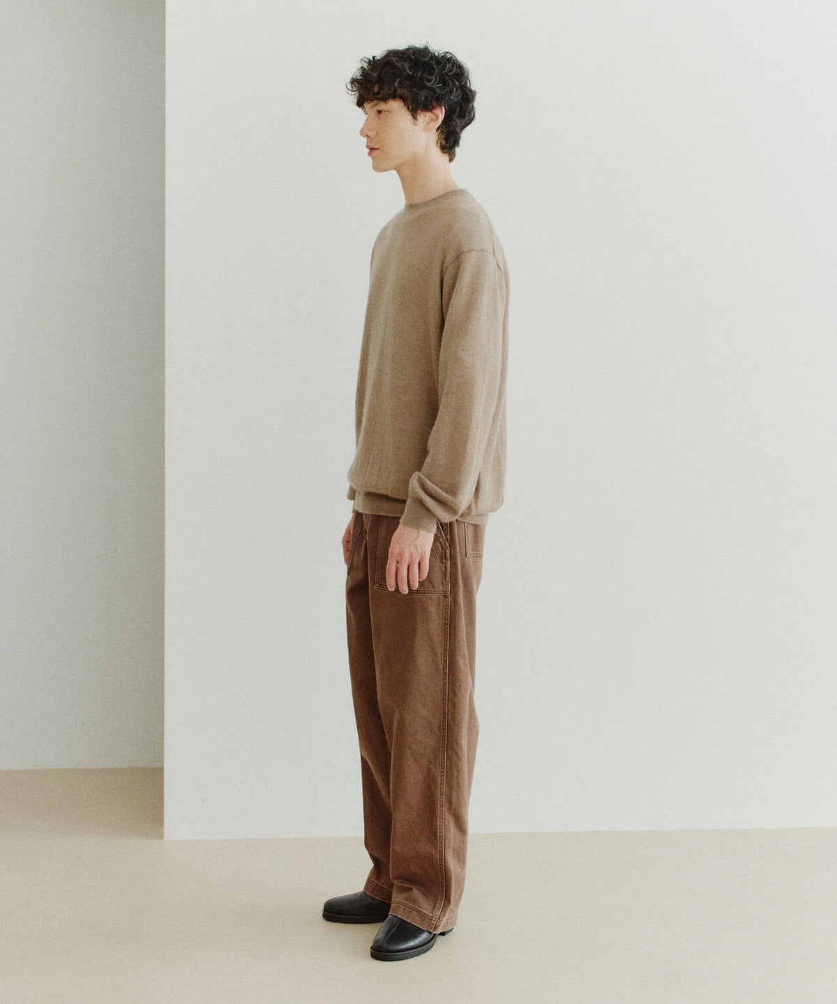 183cm C:90 W:76 H:90 着用サイズ:3
