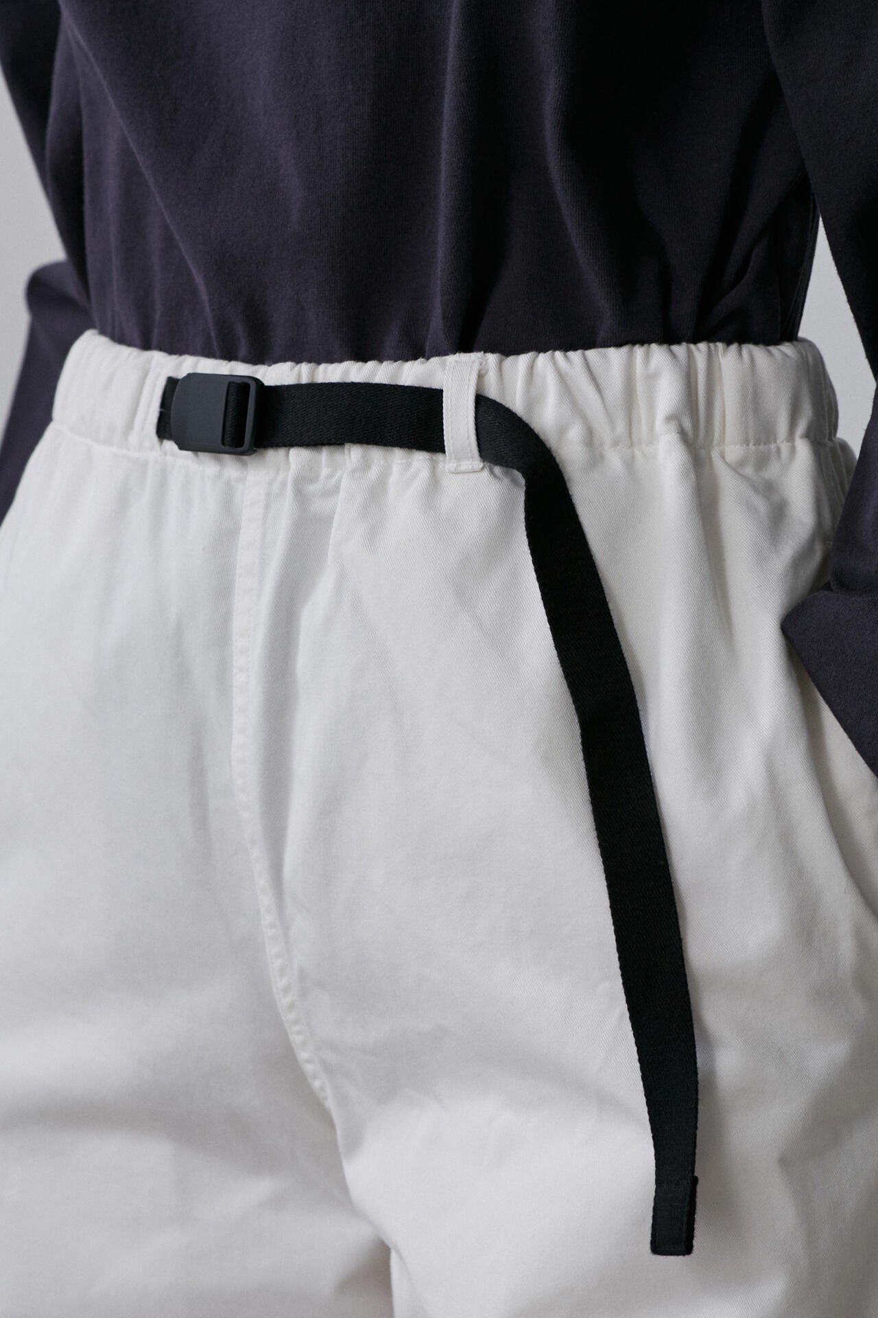 Y / ORGANIC COTTON CHINO SHORTS