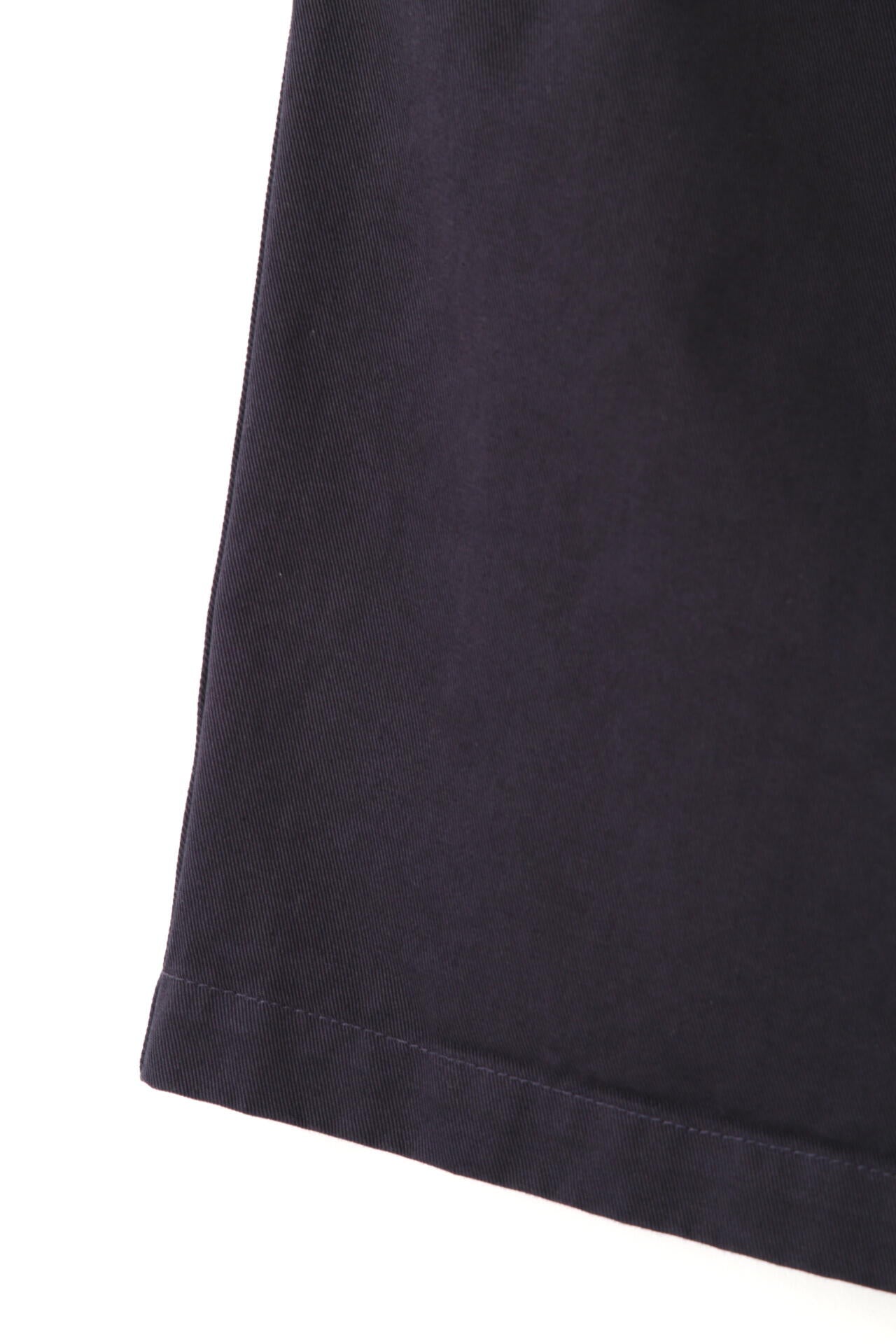 Y / ORGANIC COTTON CHINO SHORTS