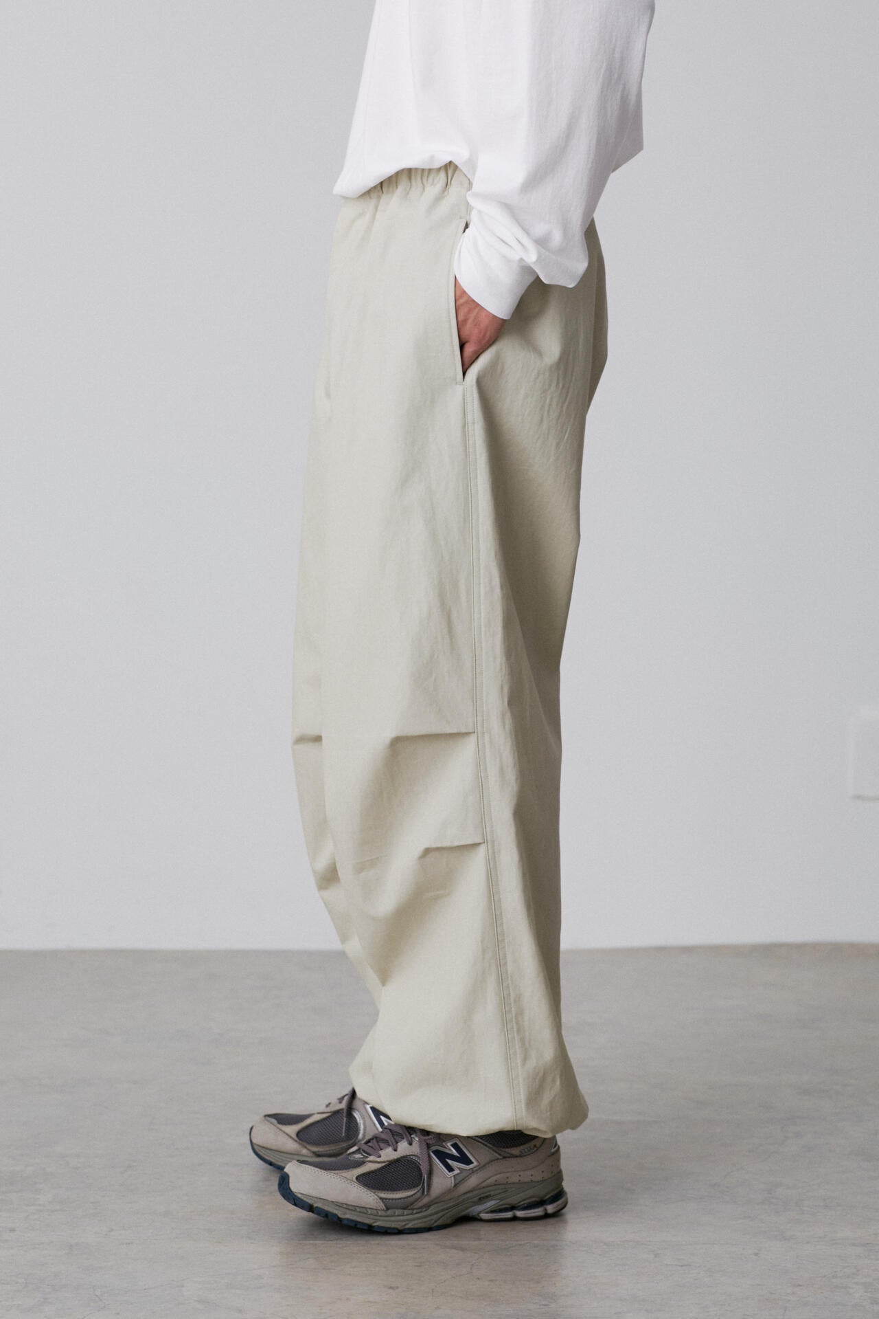 YLEVE / HIGHDENSITY COTTON BROAD M-51 TROUSERS